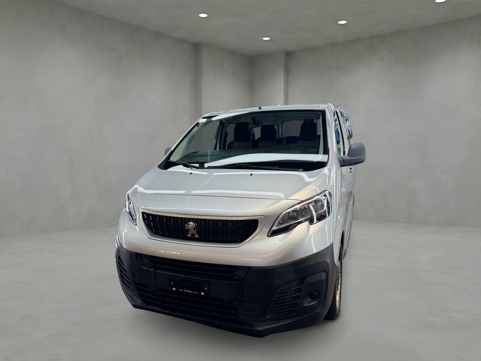 PEUGEOT Traveller 2.0 BlueHDi Active Lang EAT-image-2