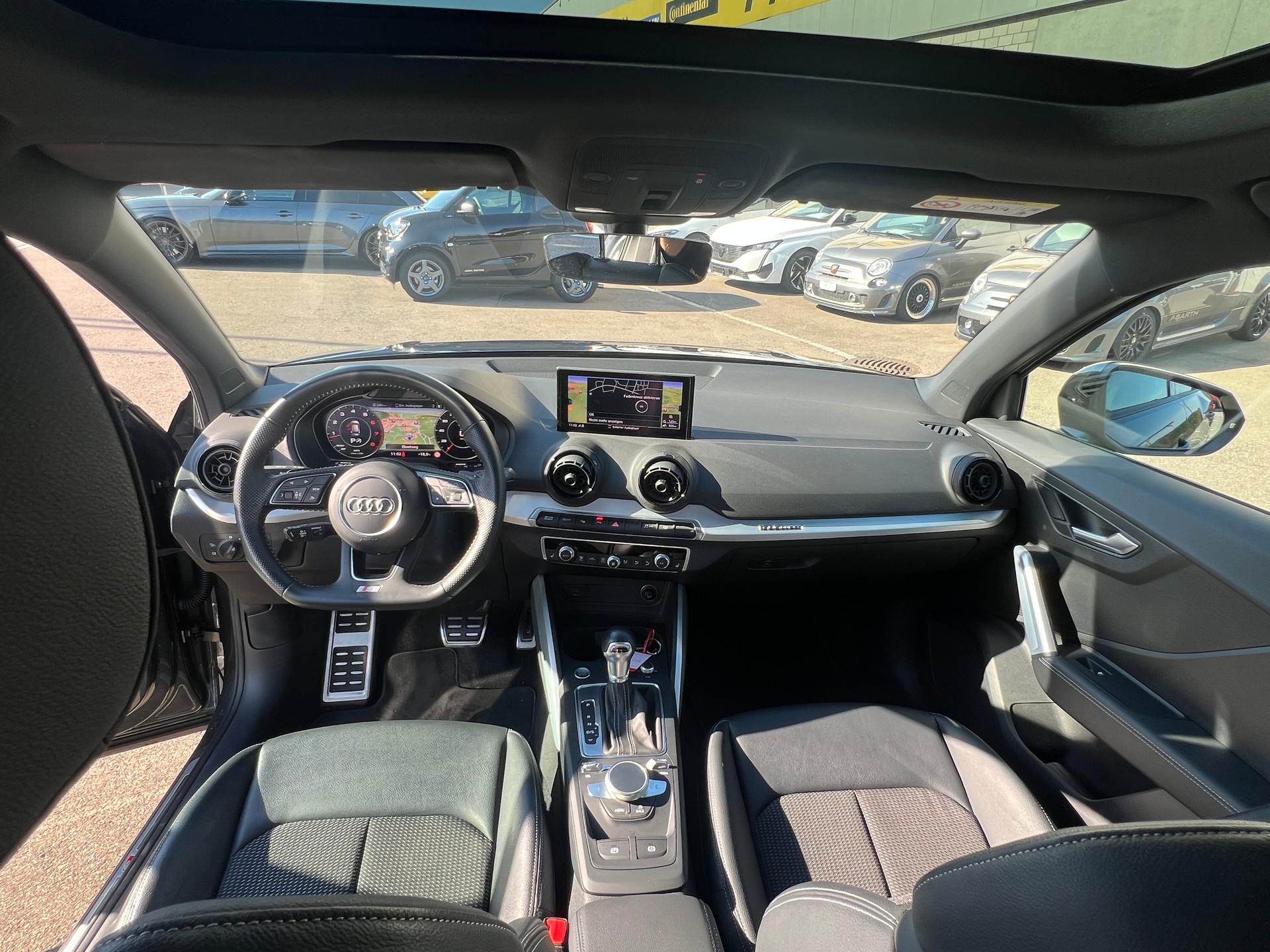 AUDI Q2 2.0 TFSI sport quattro S-tronic-image-30