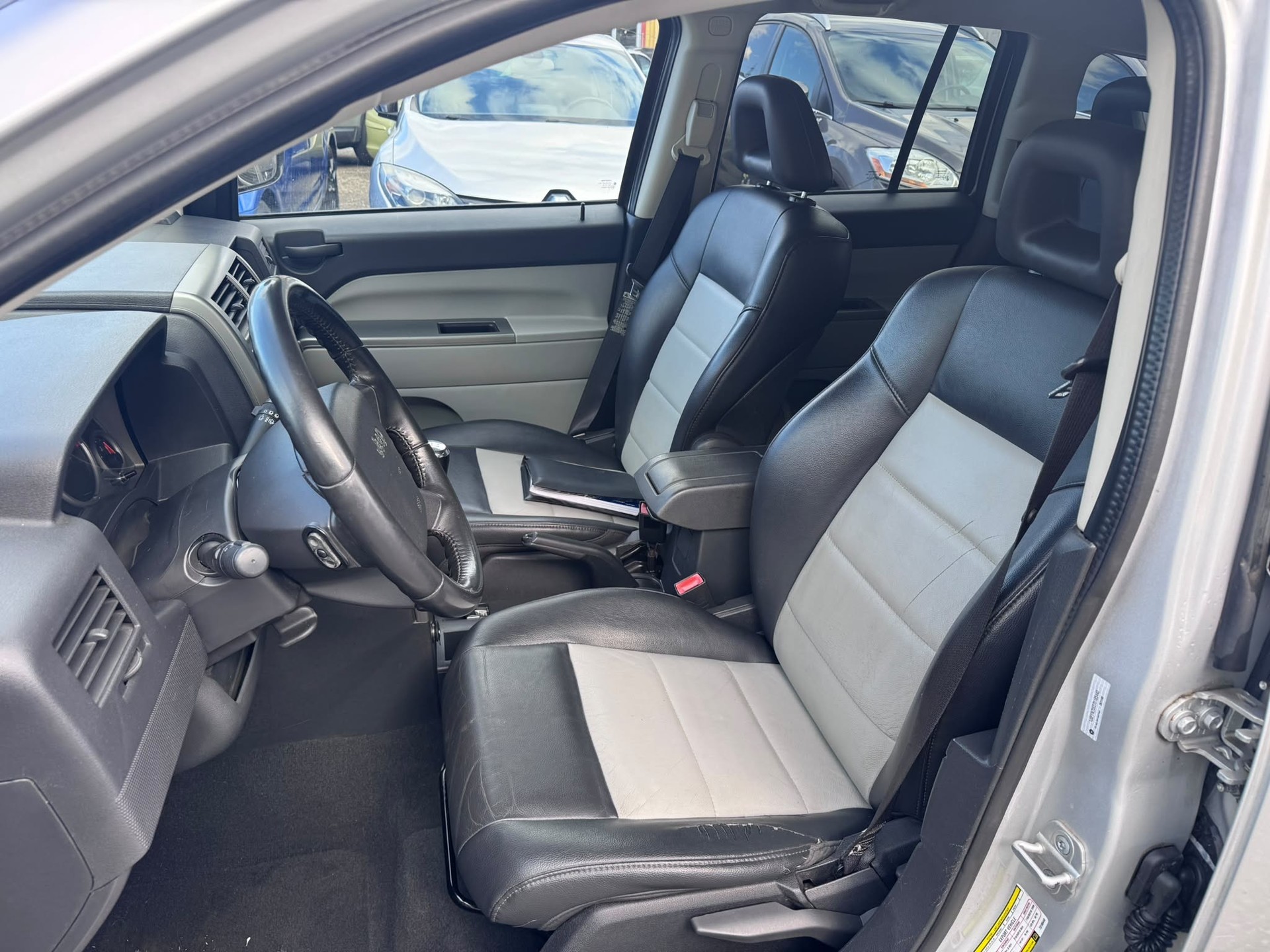 JEEP Compass 2.4 Limited-image-14