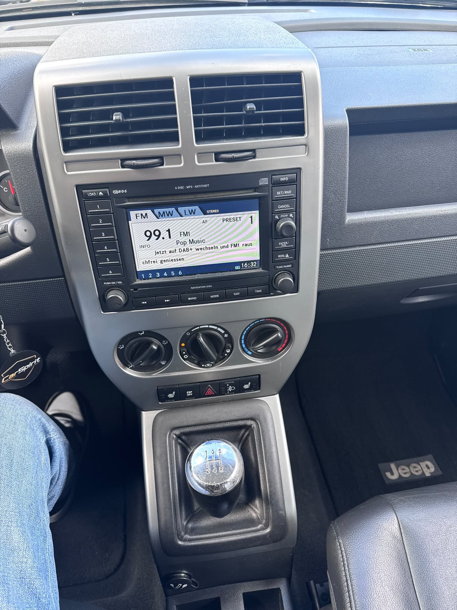 JEEP Compass 2.4 Limited-image-12