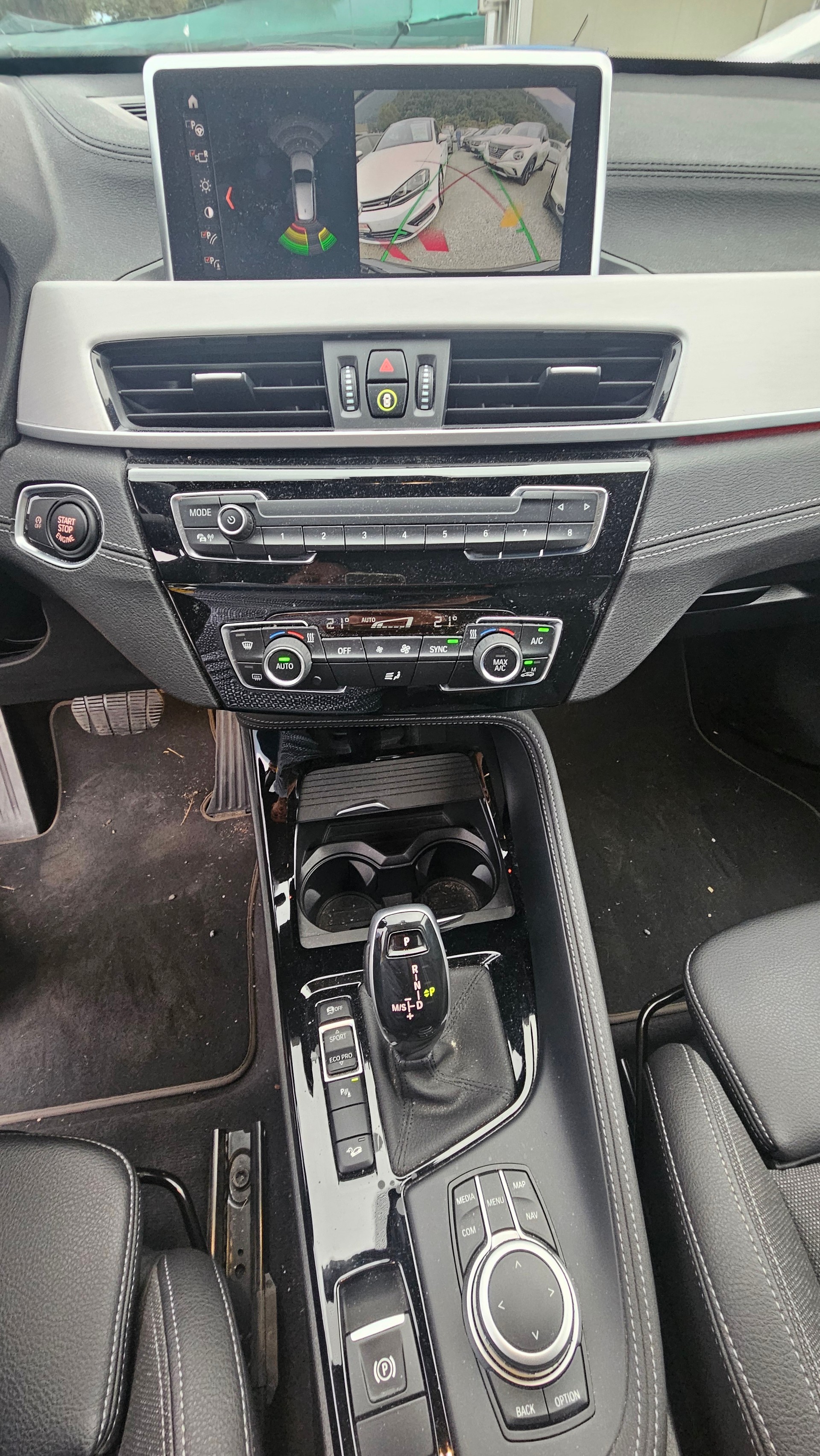 BMW X1 xDrive 18d Sport Line Steptronic-image-9