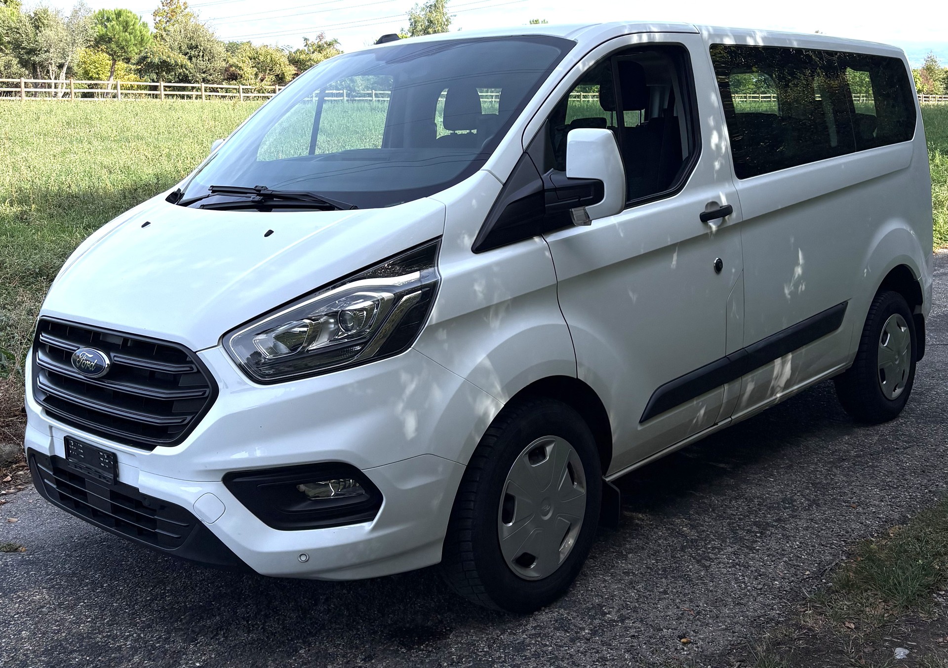 FORD Transit Custom 320 L1H1 Trend-image-2