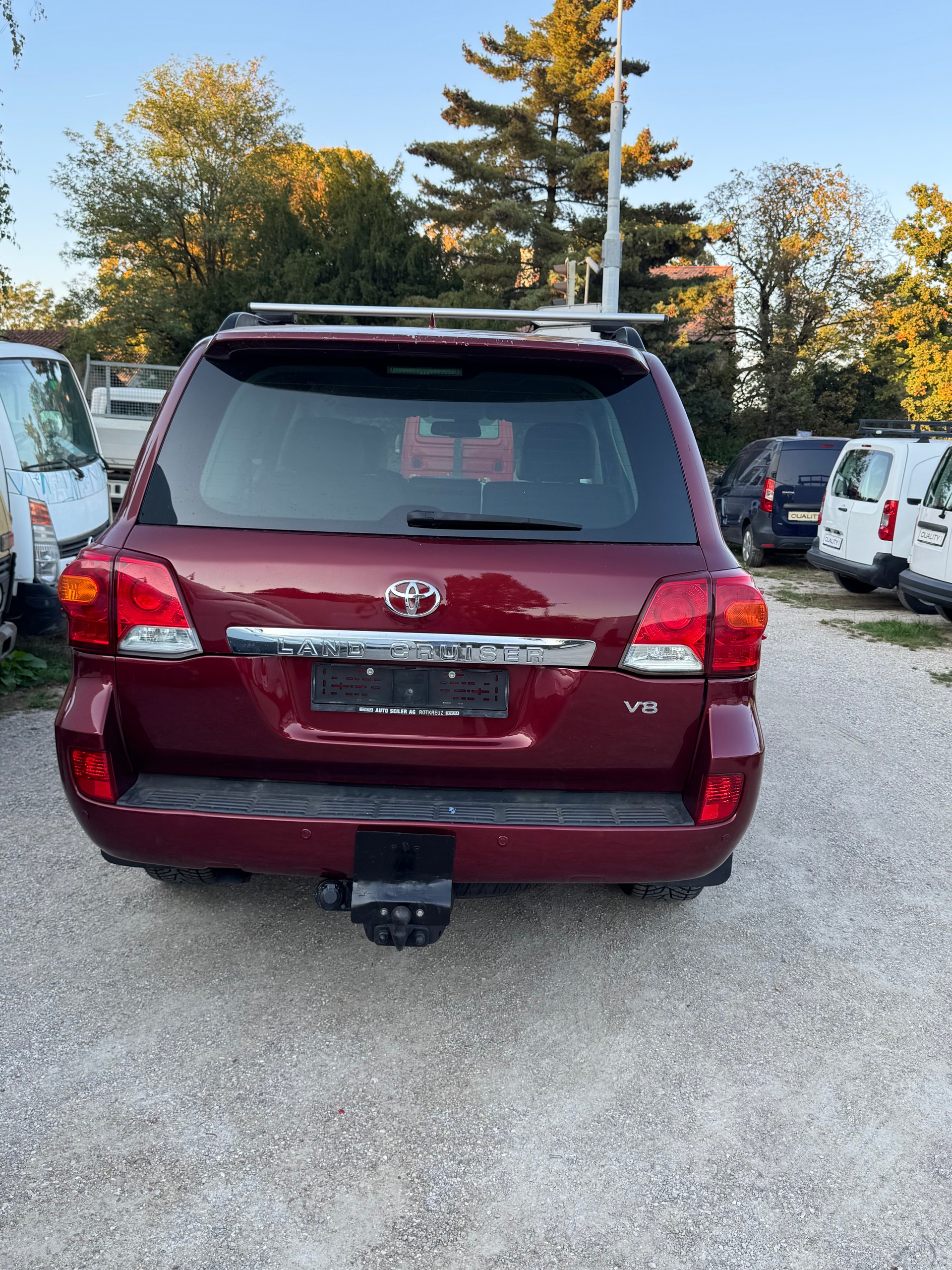 TOYOTA Land Cruiser V8 4.5 D-4D Luna-image-1