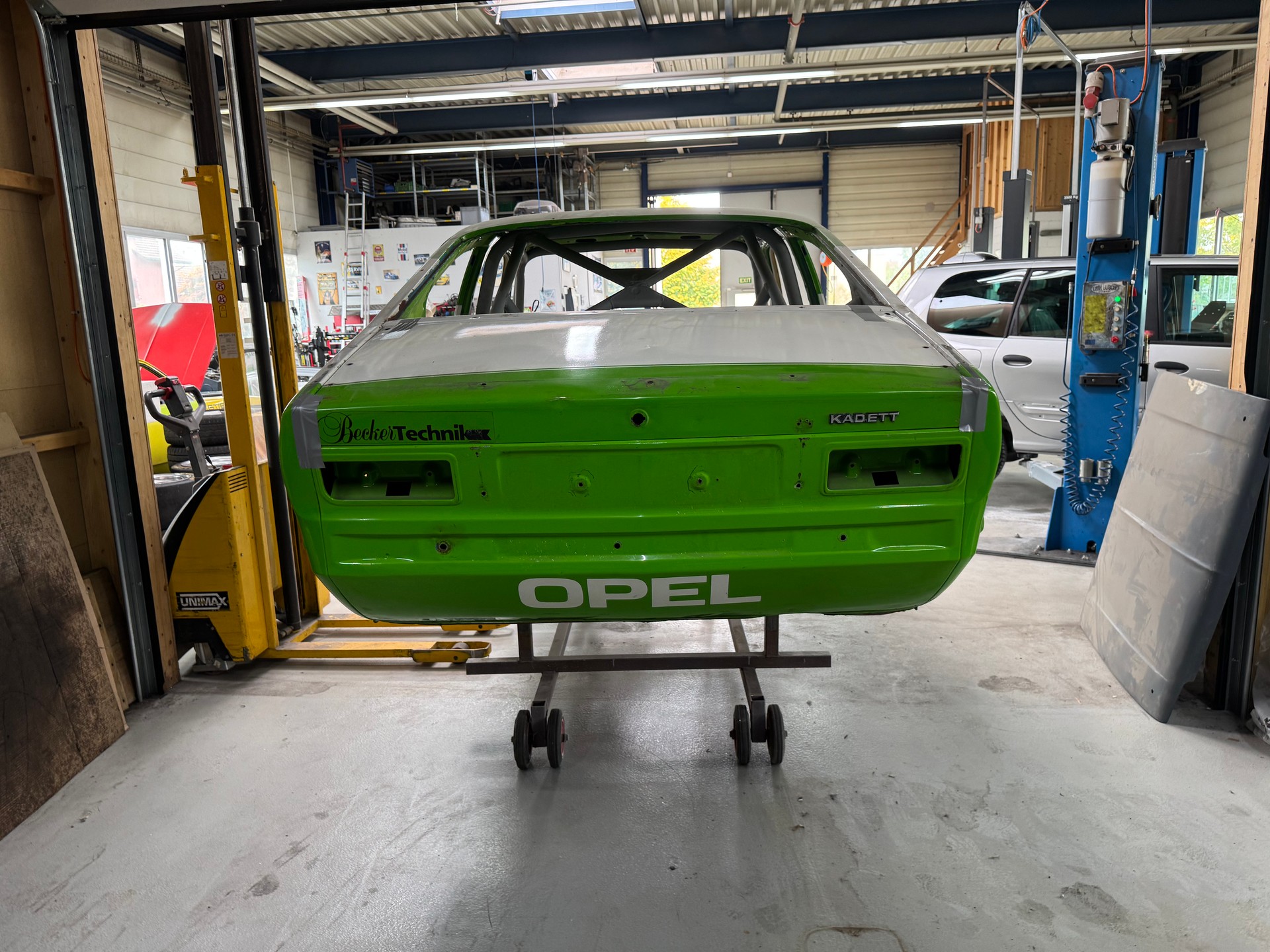 OPEL C Coupé-image-7