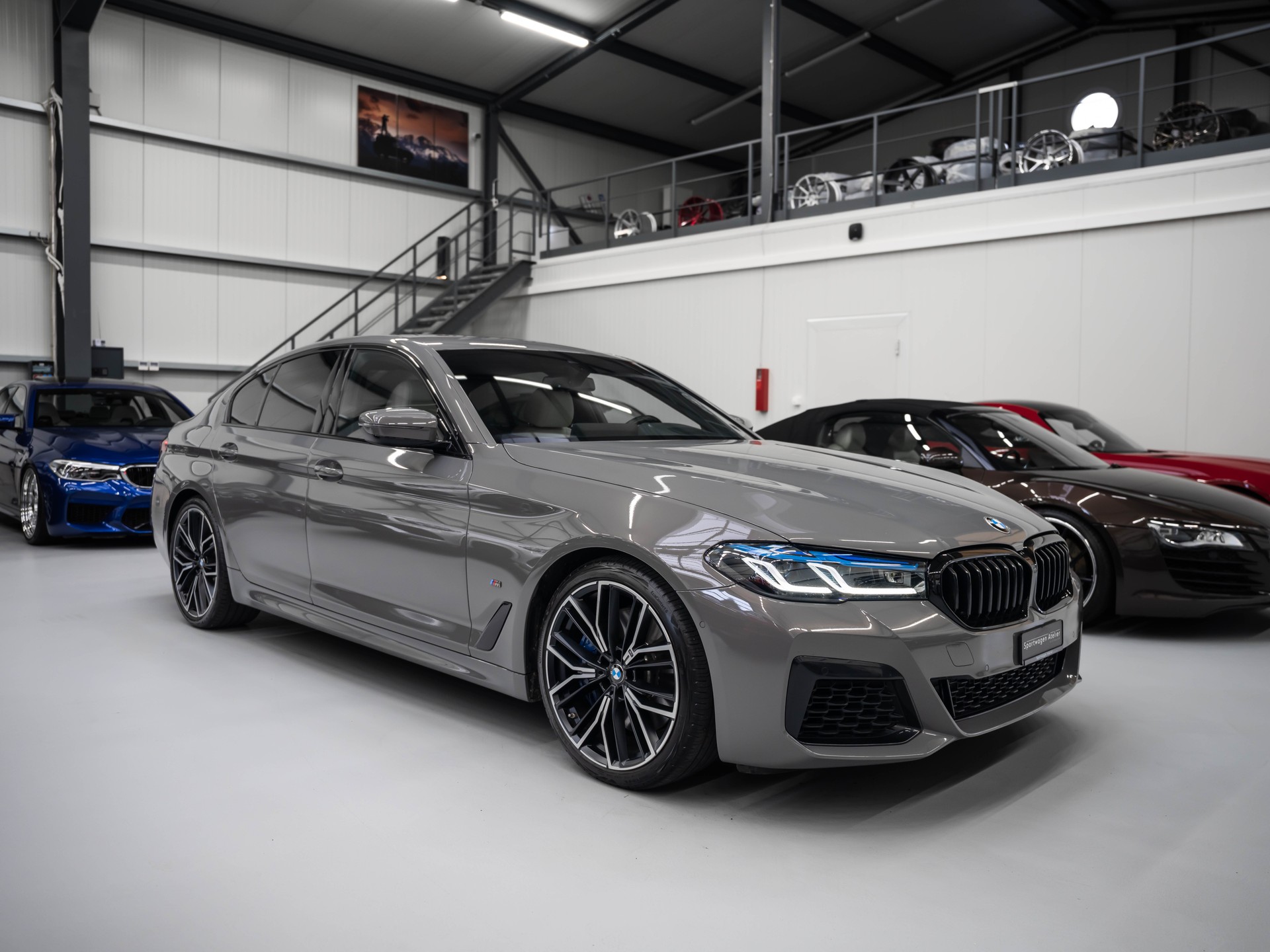 BMW M550i xDrive Steptronic-image-4