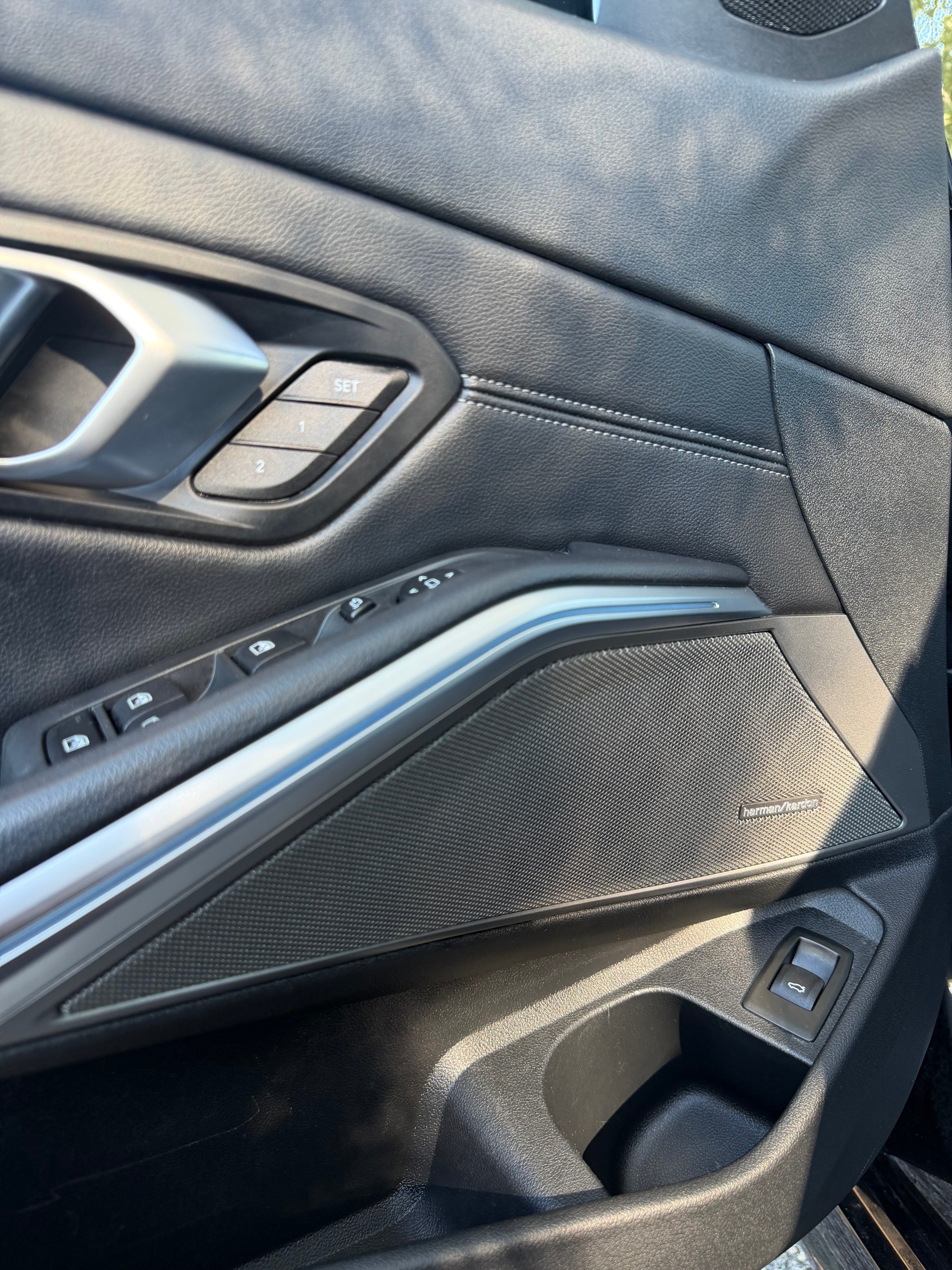 BMW M340d xDrive 48V Steptronic M Sport Pro-image-12