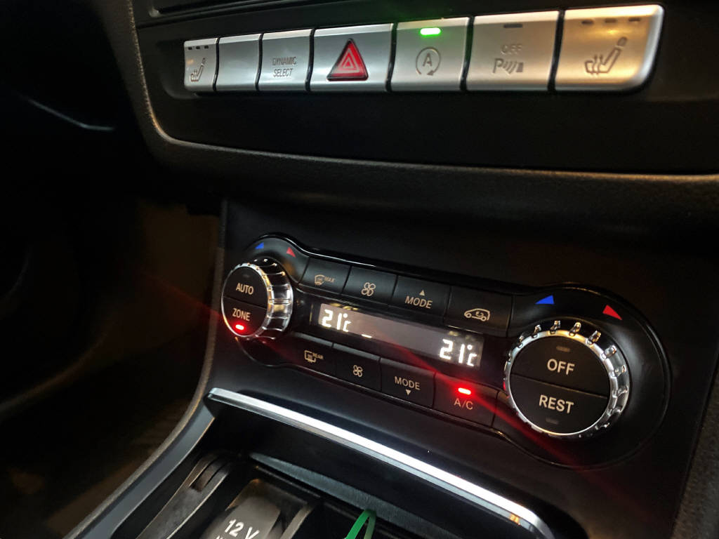 MERCEDES-BENZ B 220 d AMG Line 4m-image-10
