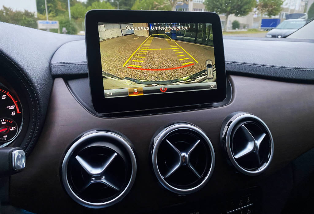 MERCEDES-BENZ B 220 d AMG Line 4m-image-8