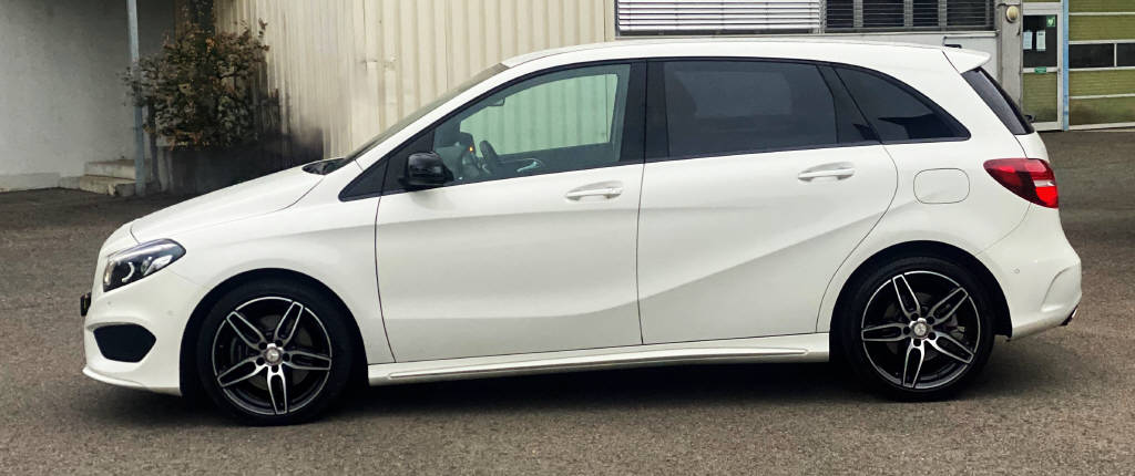 MERCEDES-BENZ B 220 d AMG Line 4m-image-3