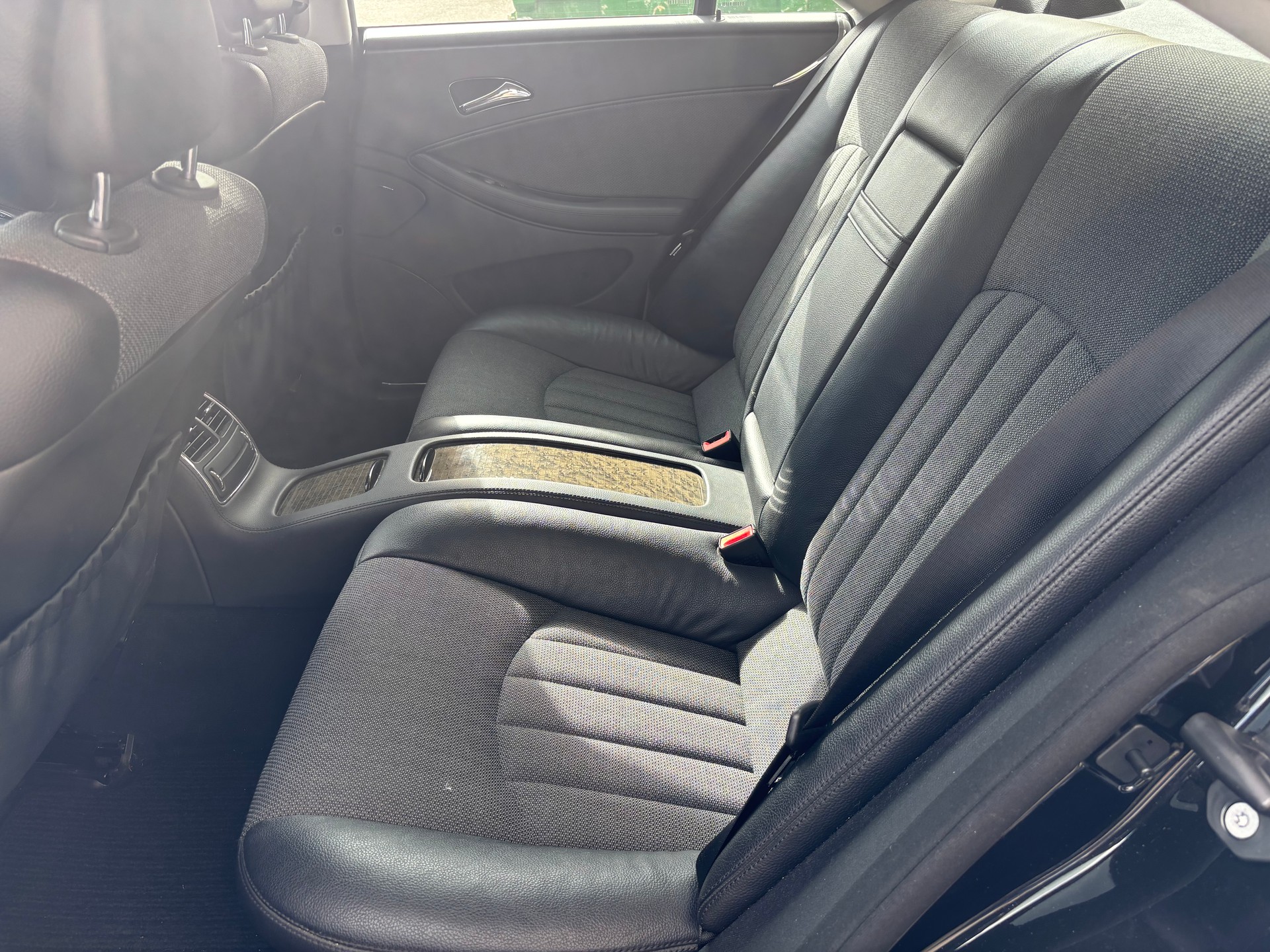 MERCEDES-BENZ CLS 350 7G-Tronic-image-12