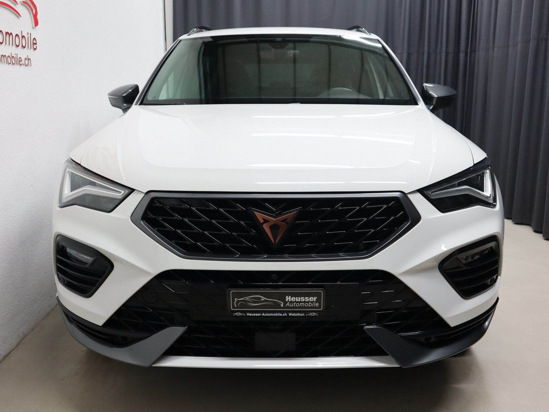 CUPRA Ateca 2.0TSI VZ 4Drive DSG - Panorama - Navi - Beats - Sportsitze - Sitzmemory - 360° Kamera - Keyless - 300 PS-image-6