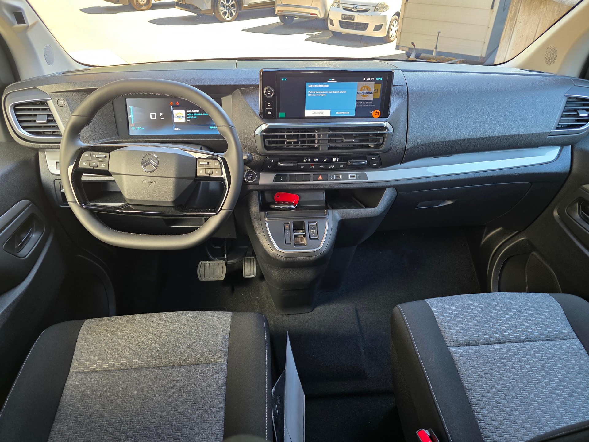 CITROEN Spacetourer XL 2.2 BlueHDi 180 You S/S-image-15