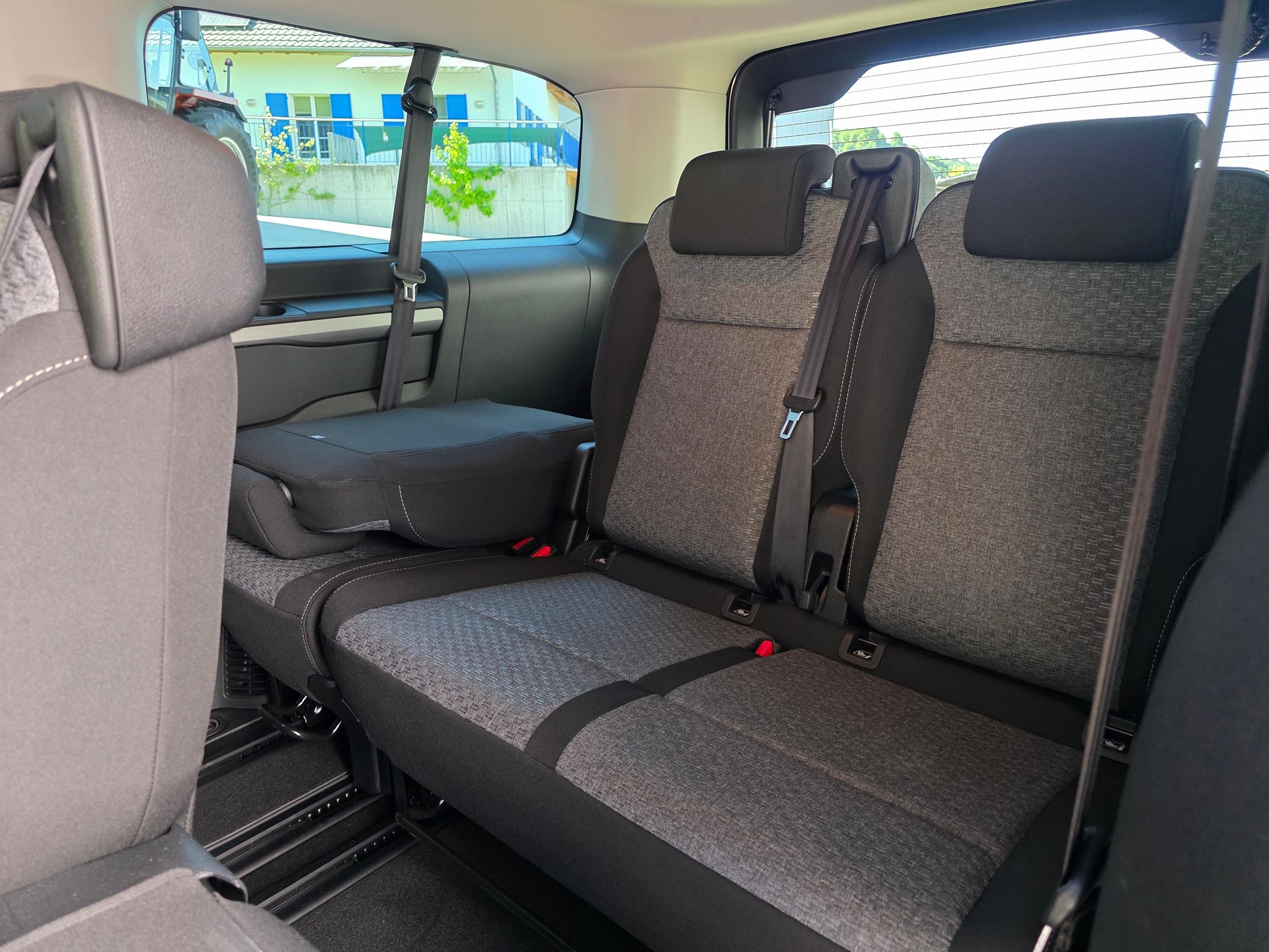 CITROEN Spacetourer XL 2.2 BlueHDi 180 You S/S-image-13