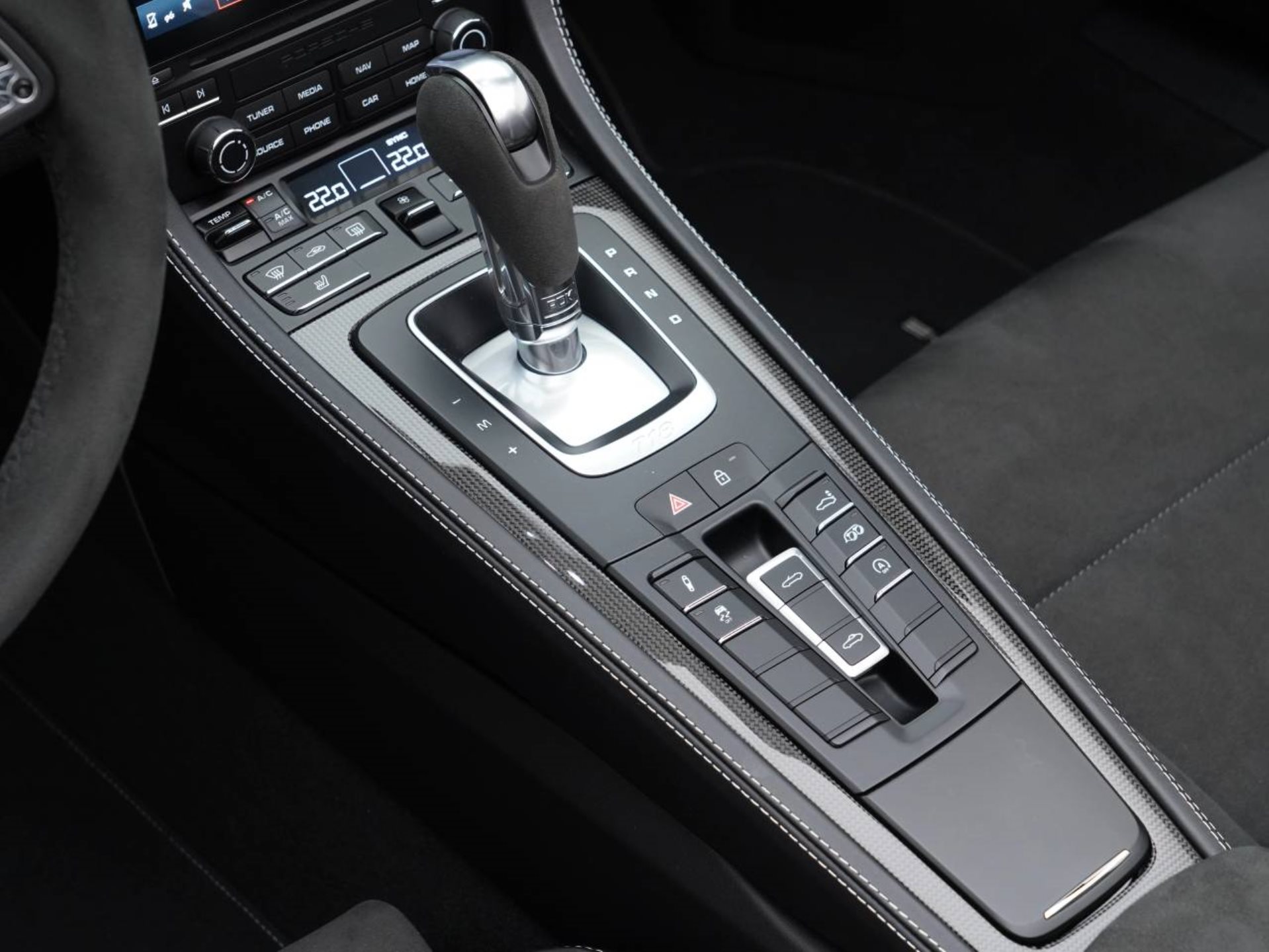 PORSCHE 718 Boxster GTS 4.0-image-19