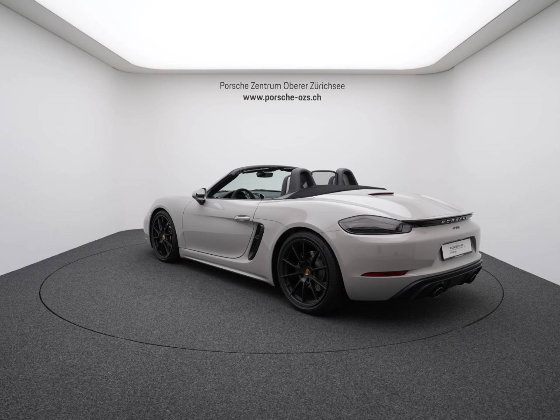 PORSCHE 718 Boxster GTS 4.0-image-2