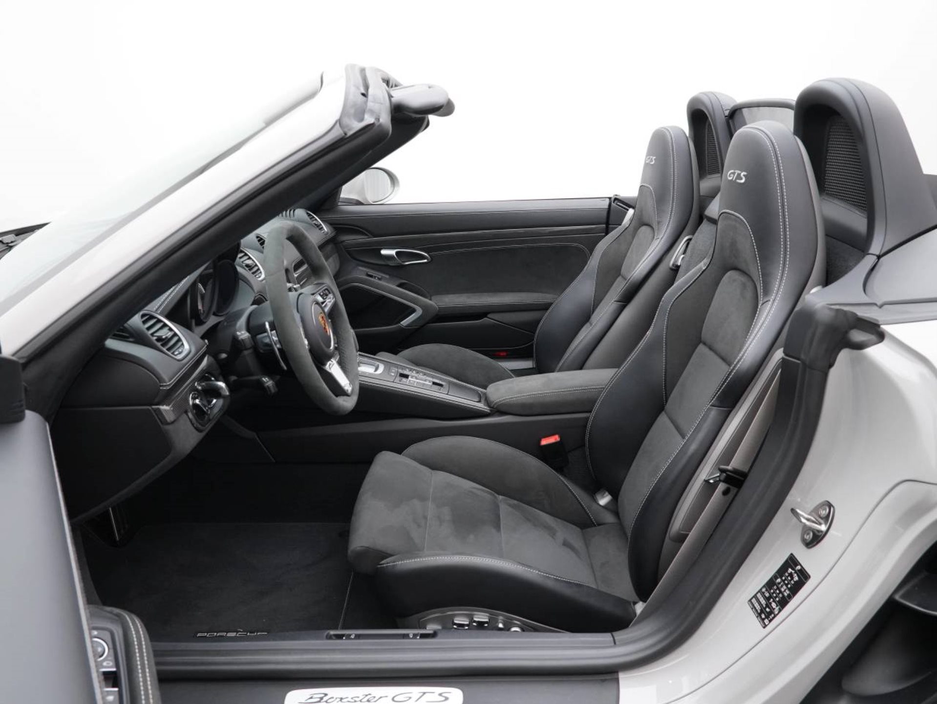 PORSCHE 718 Boxster GTS 4.0-image-4