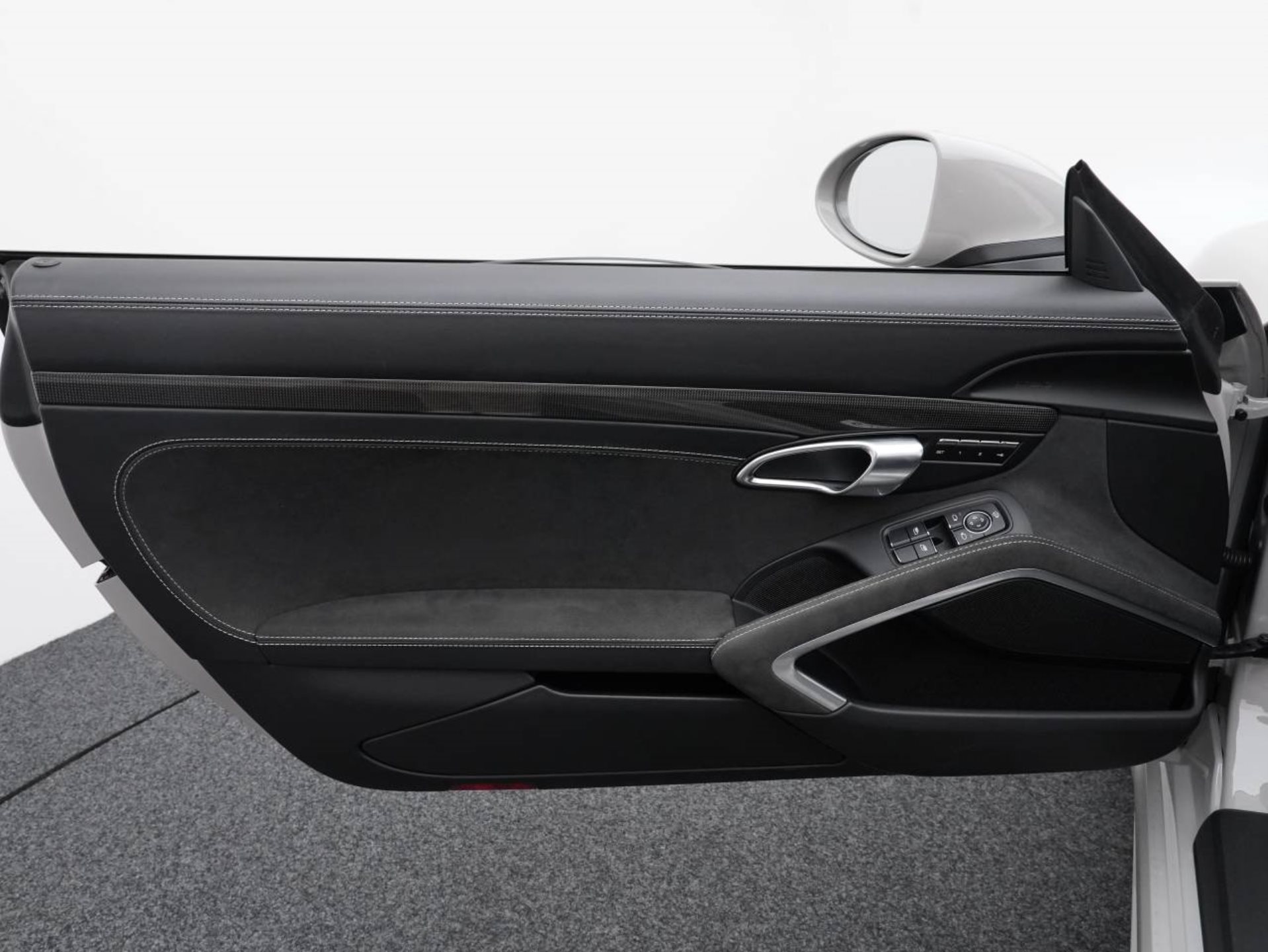 PORSCHE 718 Boxster GTS 4.0-image-20