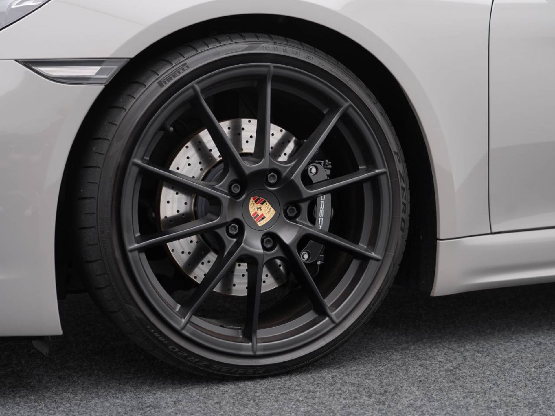 PORSCHE 718 Boxster GTS 4.0-image-10