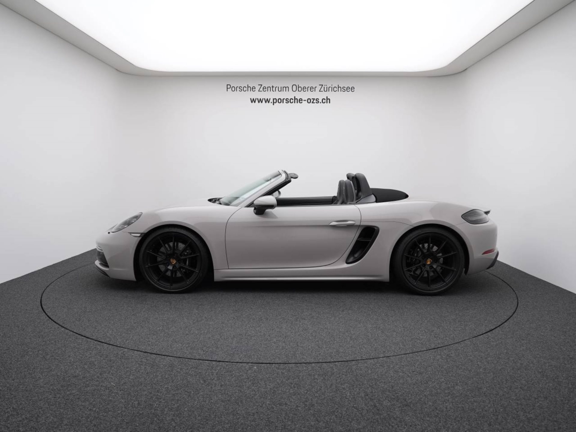 PORSCHE 718 Boxster GTS 4.0-image-1