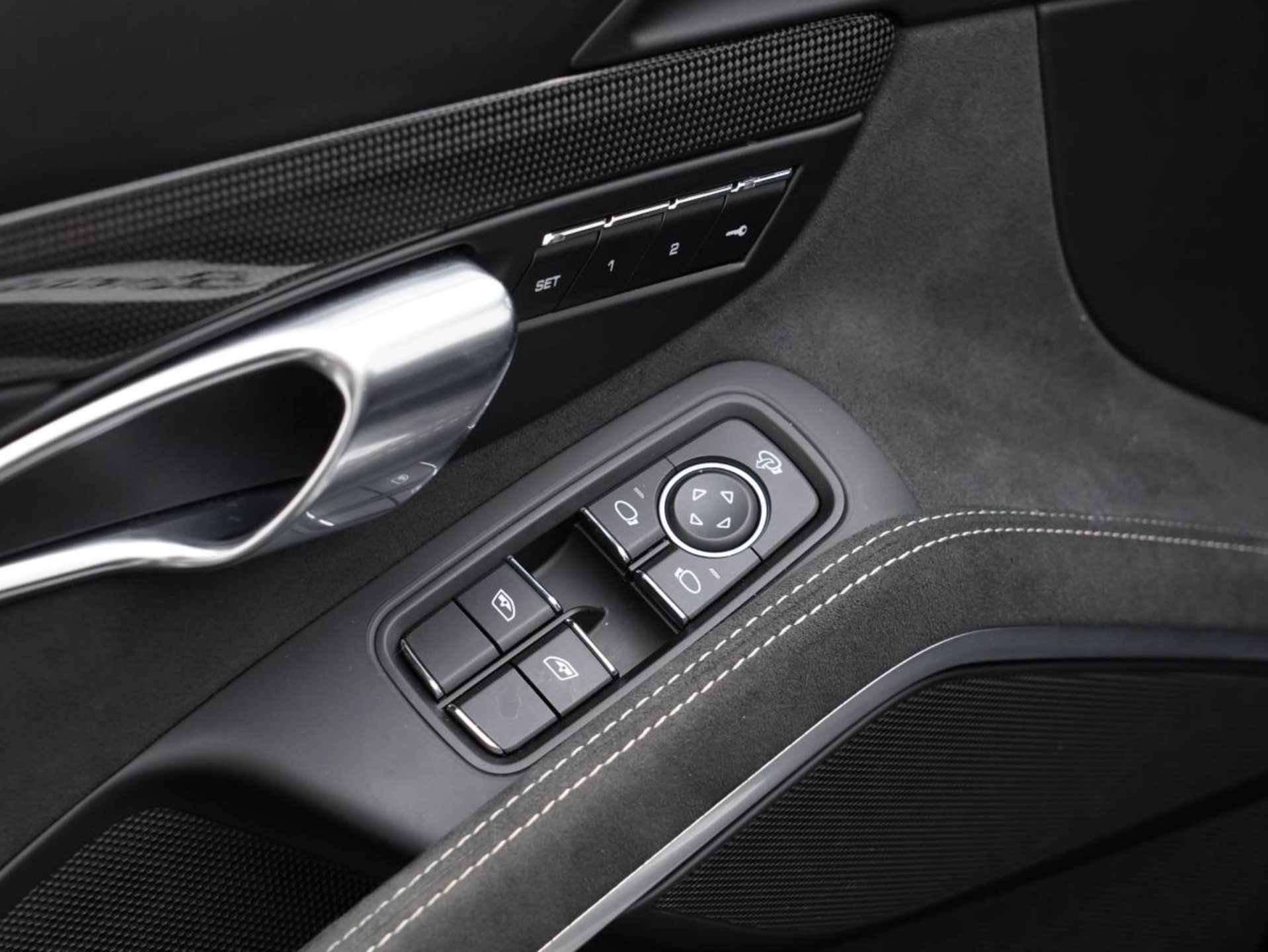 PORSCHE 718 Boxster GTS 4.0-image-21