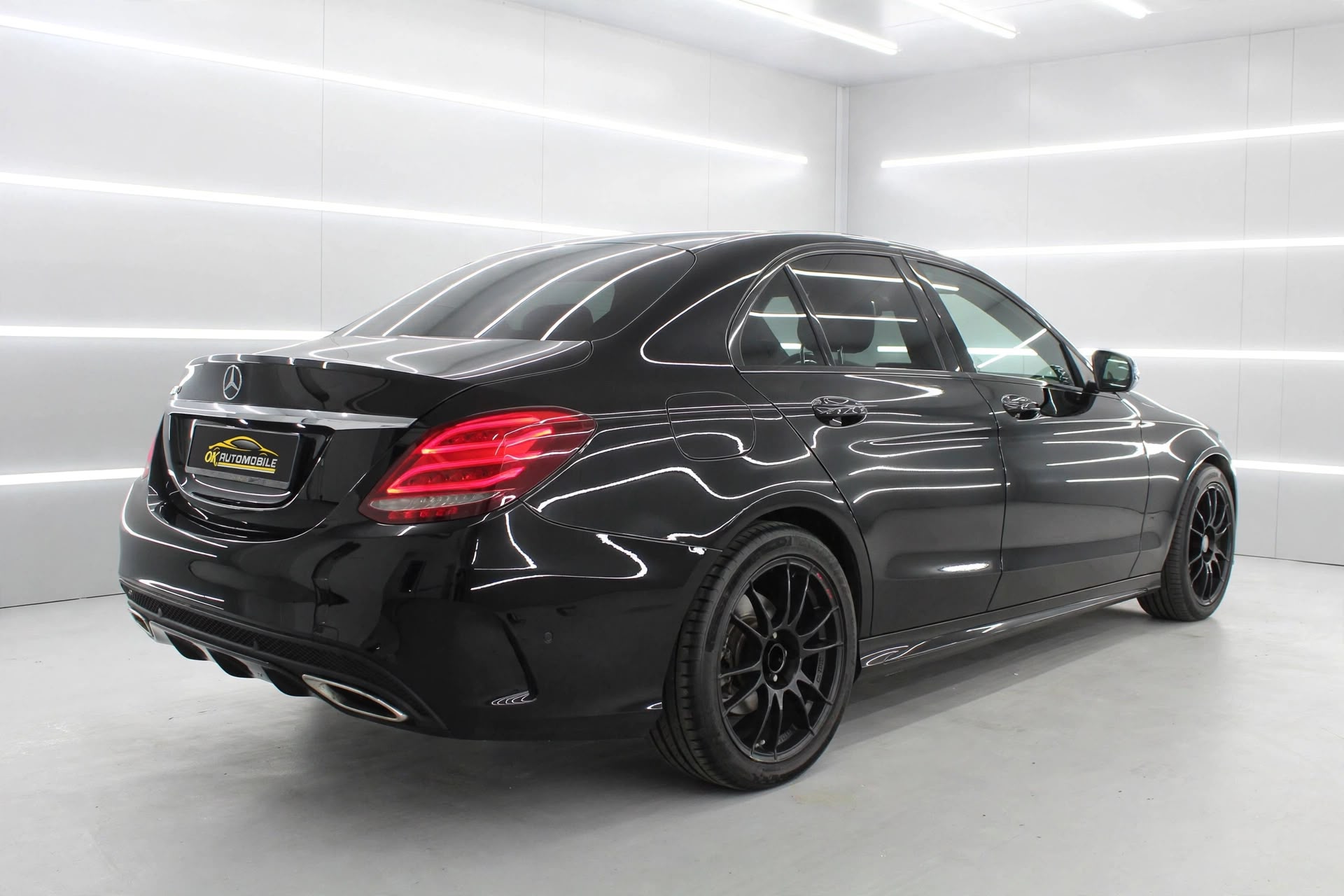 MERCEDES-BENZ C 200 BlueTEC Avantgarde 7G-Tronic-image-4