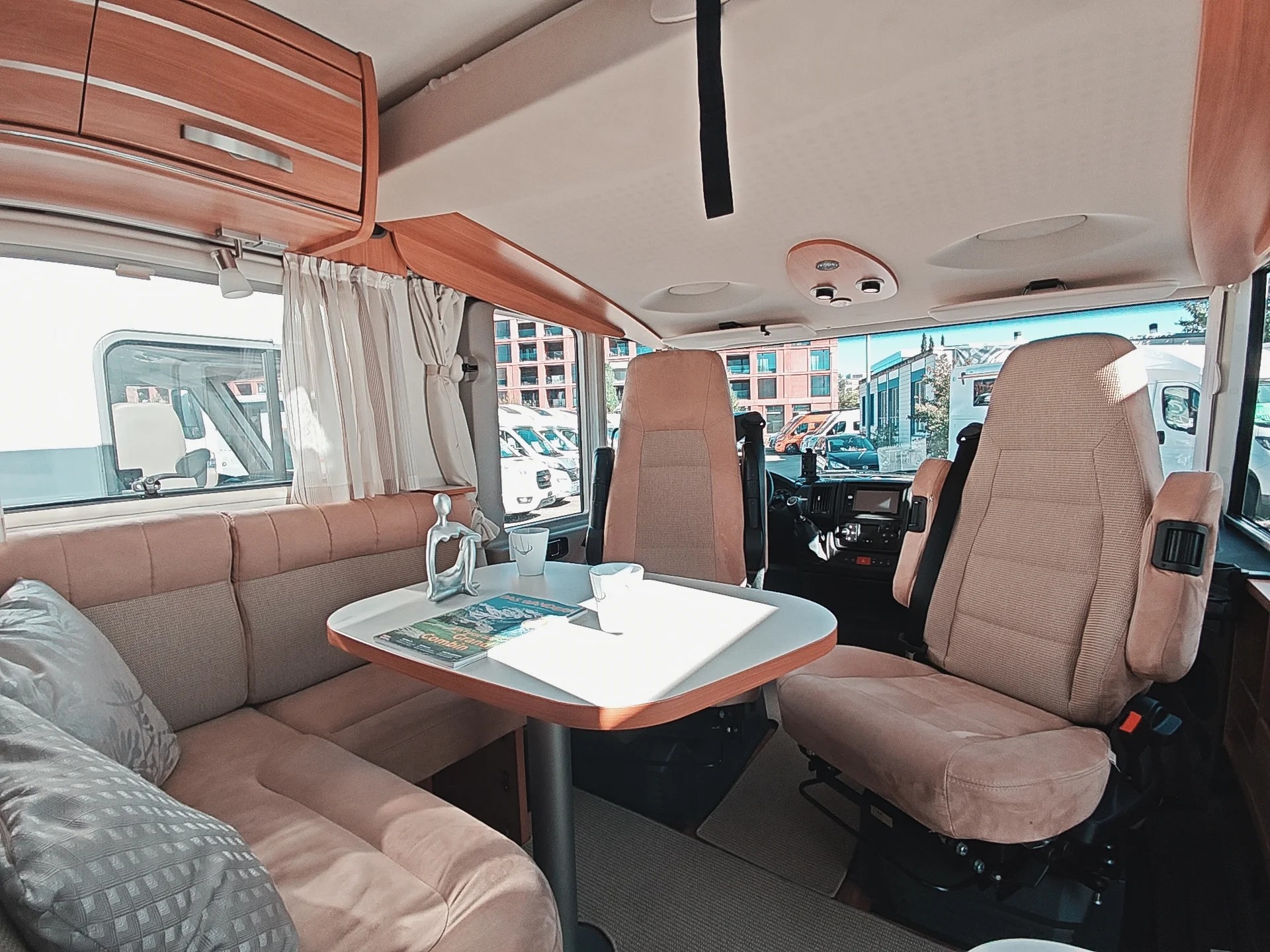 HYMER EX 504***Der Hymer vereint den Komfort eines vollintegrierten Premium-Wohnmobils mit den kompakten Massen***-image-16