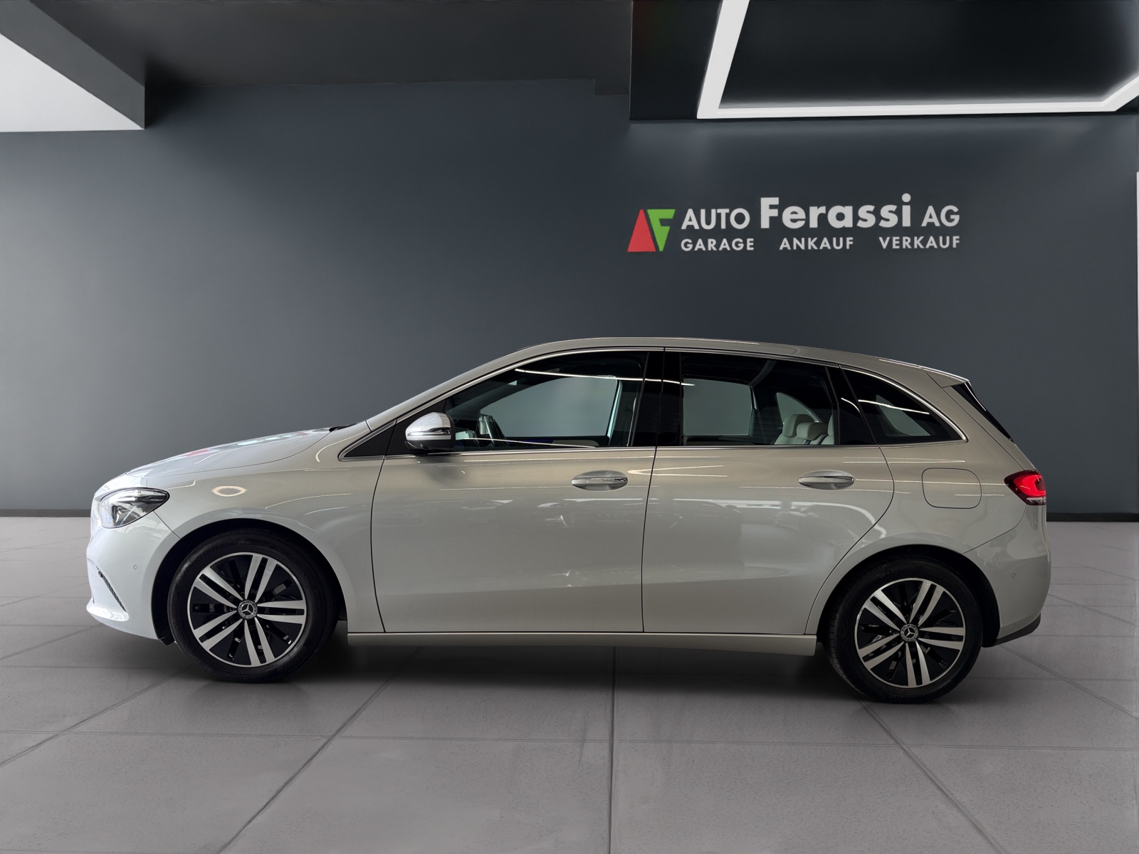 MERCEDES-BENZ B 200 Progressive 7G-DCT-showroom-element-1