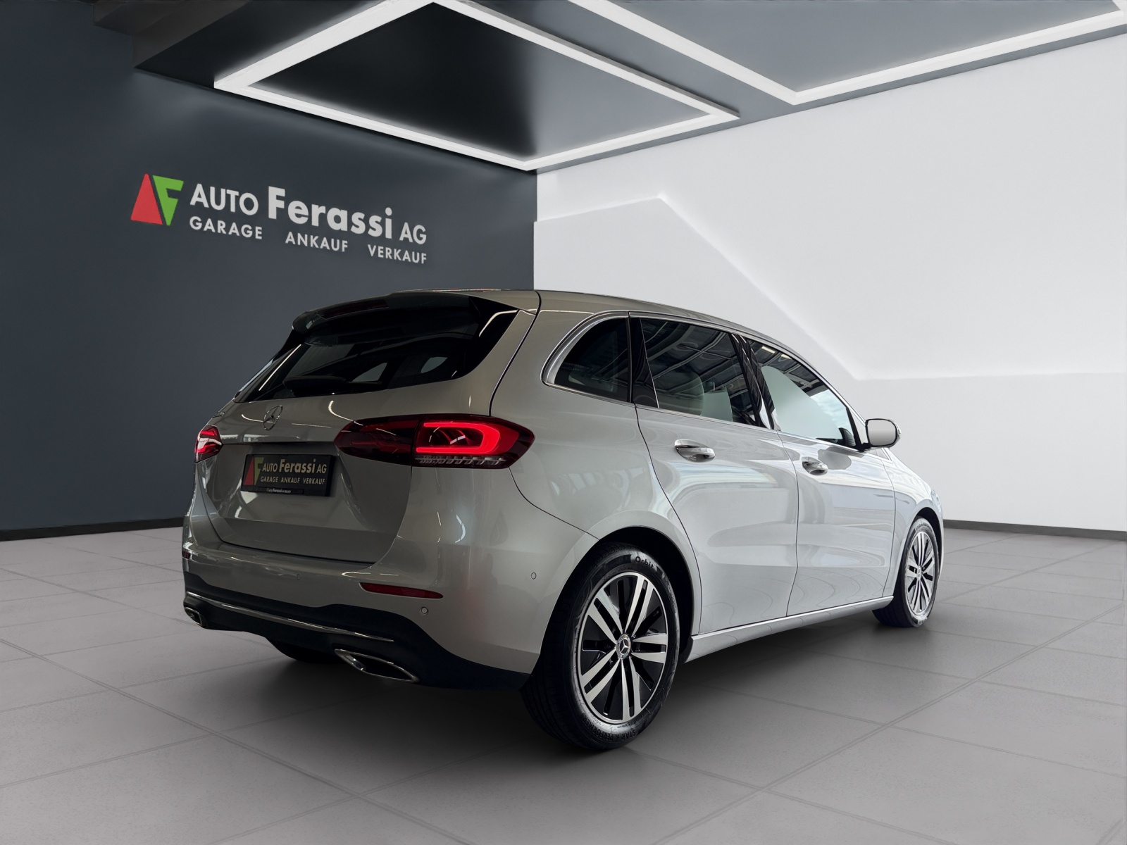 MERCEDES-BENZ B 200 Progressive 7G-DCT-image-5