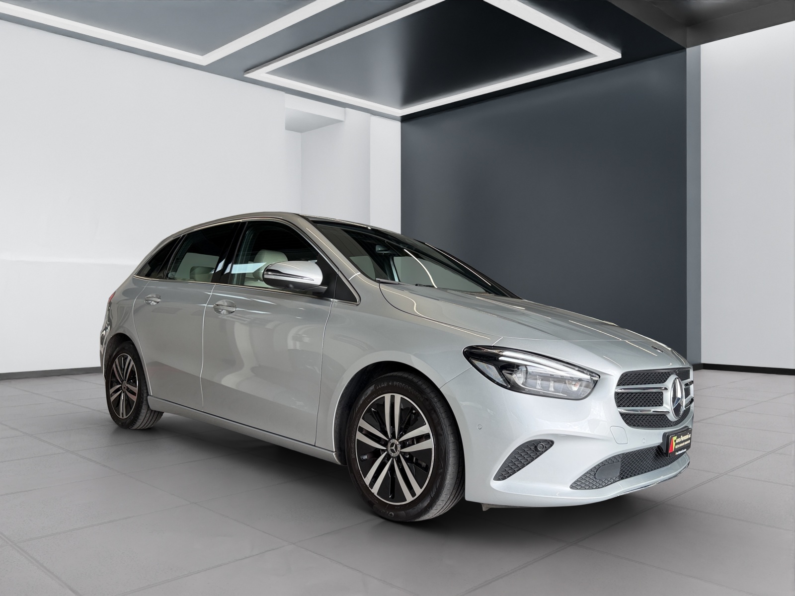 MERCEDES-BENZ B 200 Progressive 7G-DCT-image-6