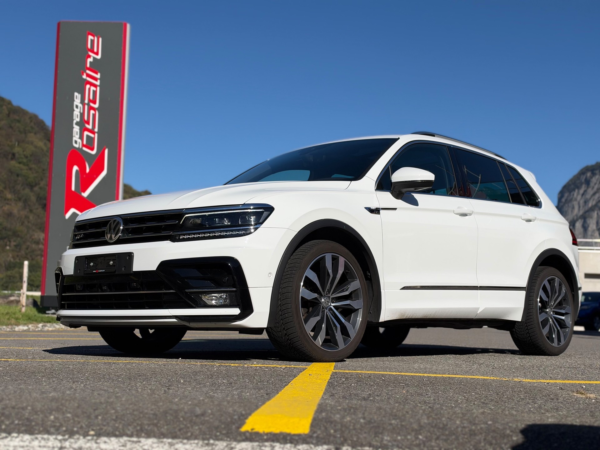 VW Tiguan 2.0TSI Highline 4Motion DSG-image-0