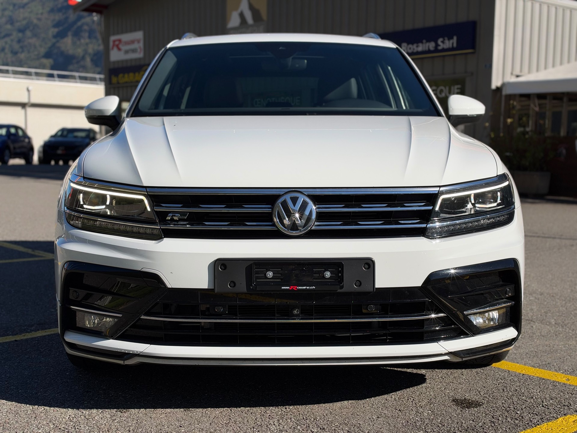 VW Tiguan 2.0TSI Highline 4Motion DSG-image-3