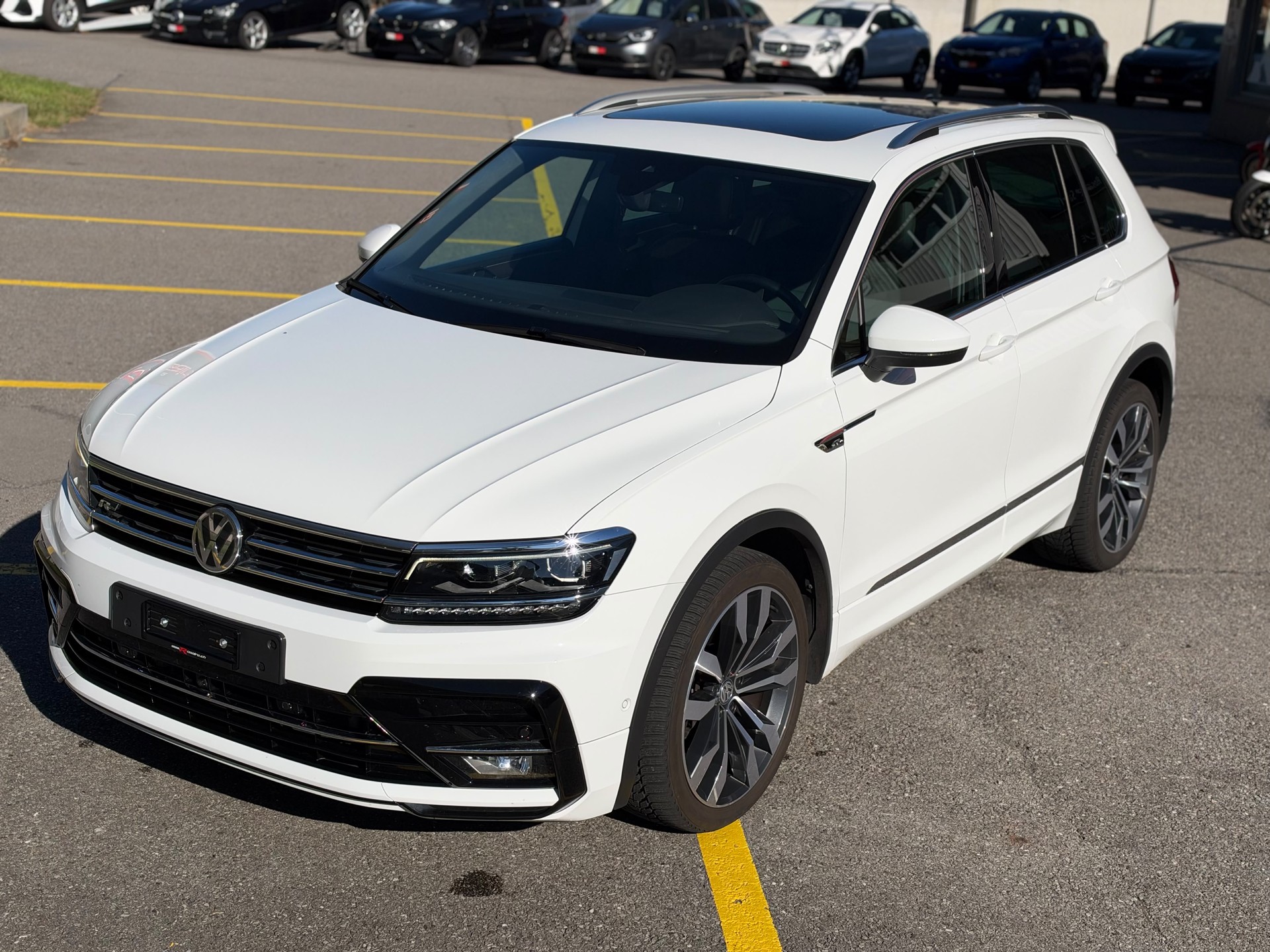 VW Tiguan 2.0TSI Highline 4Motion DSG-image-2