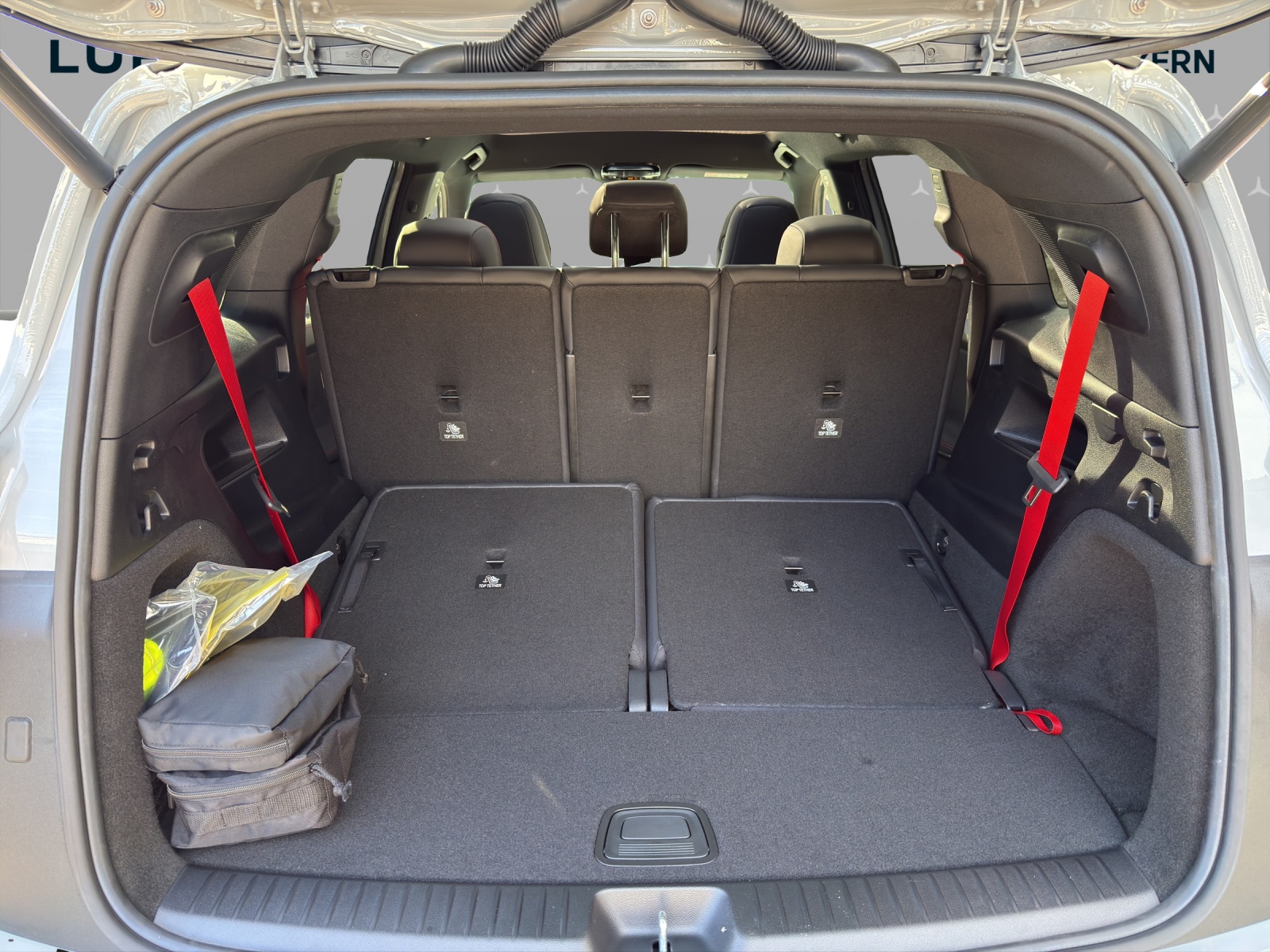 MERCEDES-BENZ GLB 350 85kWh EQ 4 Matic-image-14