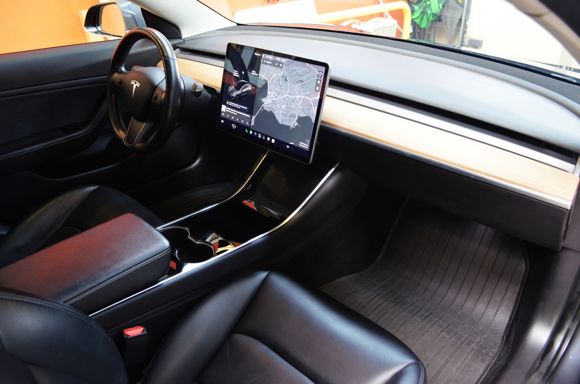 TESLA Model 3 Long Range Dual Motor AWD-image-8