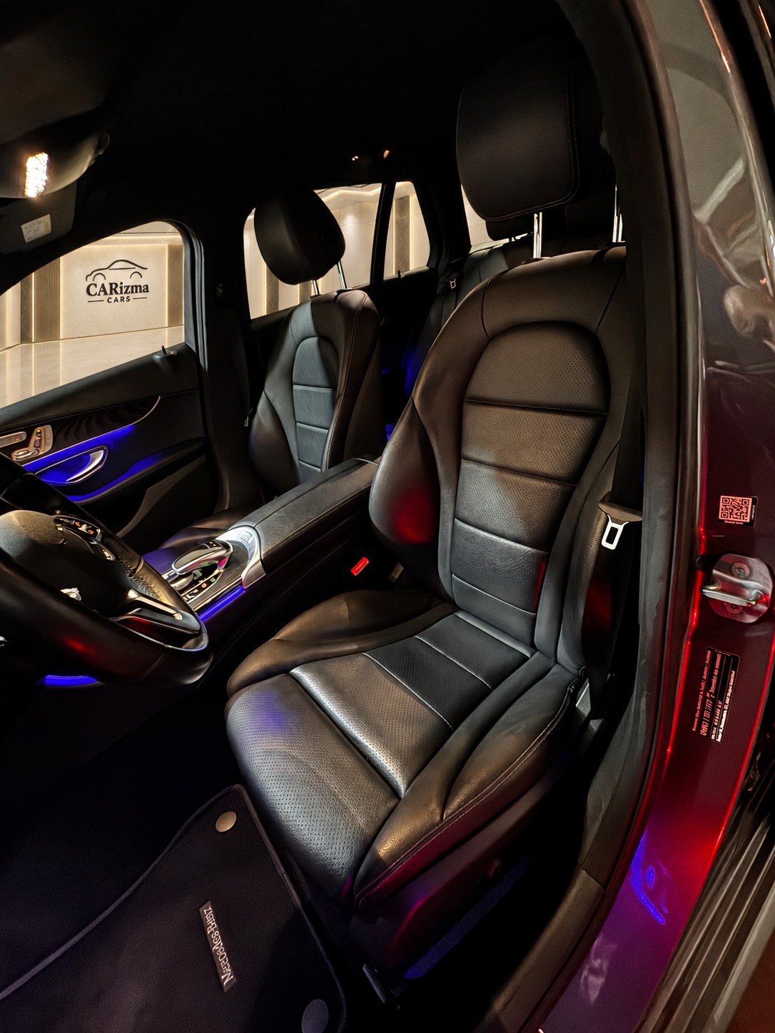 MERCEDES-BENZ C 220 d Swiss Star AMG Line 4M 9G-Tronic-image-9