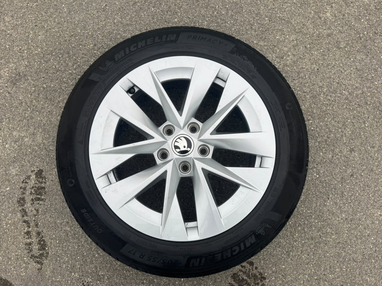 SKODA Octavia Combi 2.0 TDI DSG Style-image-15