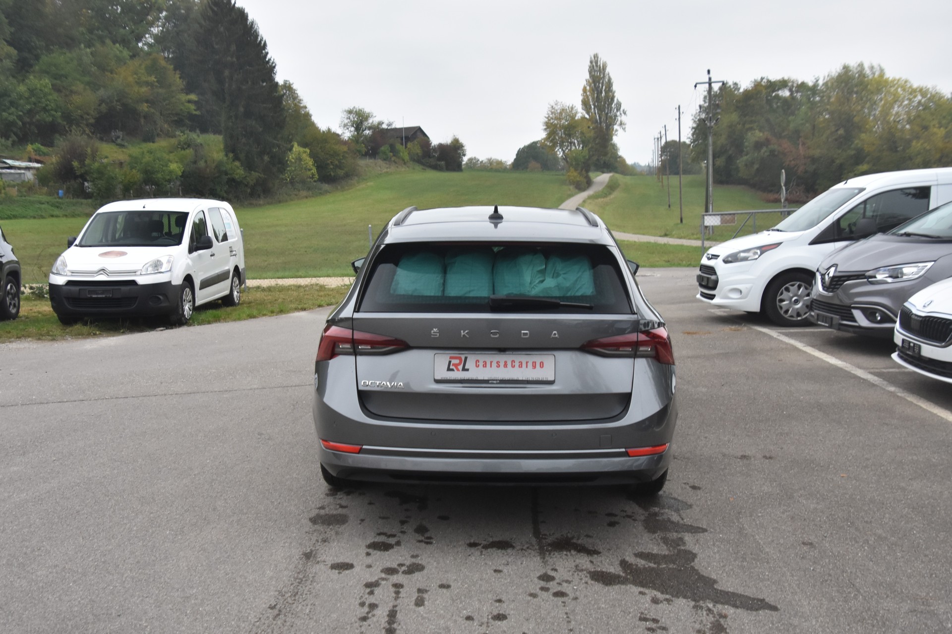 SKODA Octavia Combi 2.0 TDI DSG Style-image-5