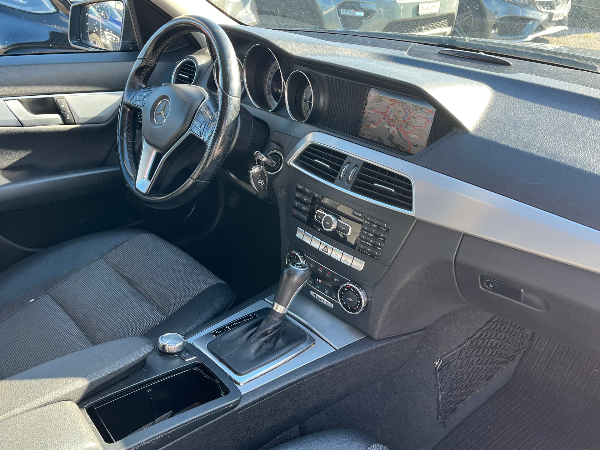 MERCEDES-BENZ C 250 CDI Avantgarde 4Matic 7G-Tronic-image-8