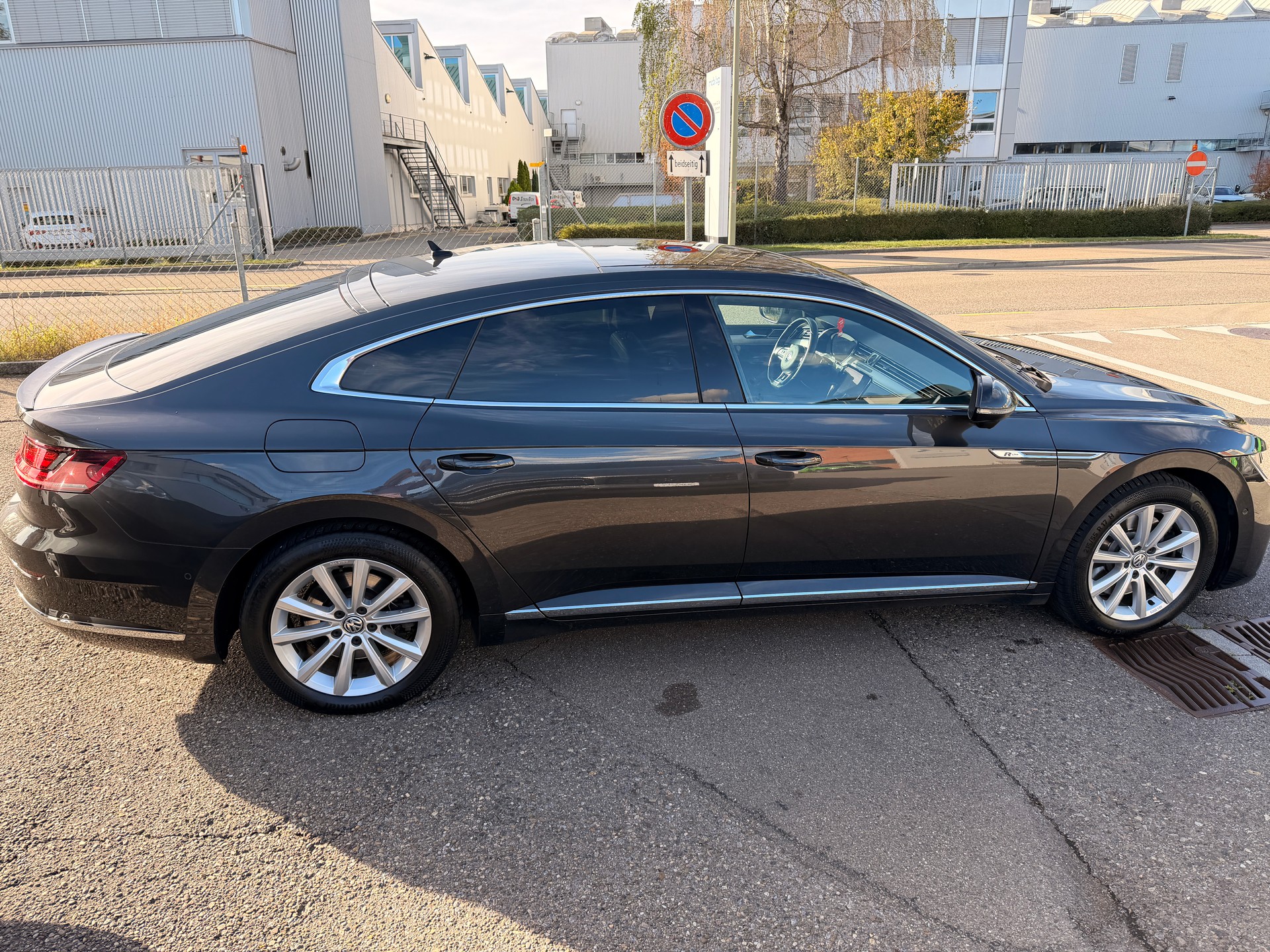 VW Arteon 2.0 TDI SCR BMT R-Line 4Motion DSG-image-4
