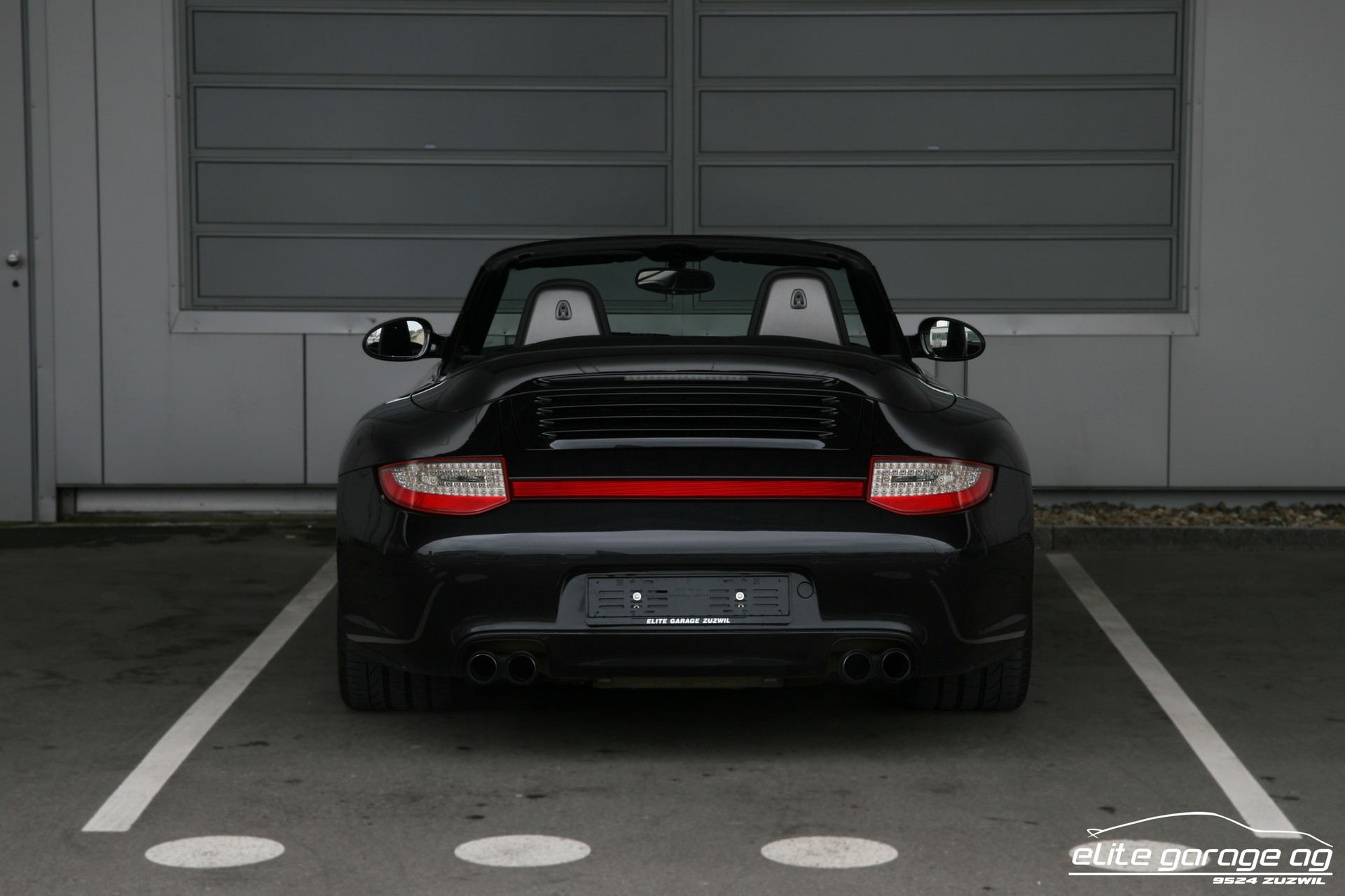 PORSCHE 911 Cabrio Carrera 4 GTS PDK-image-3