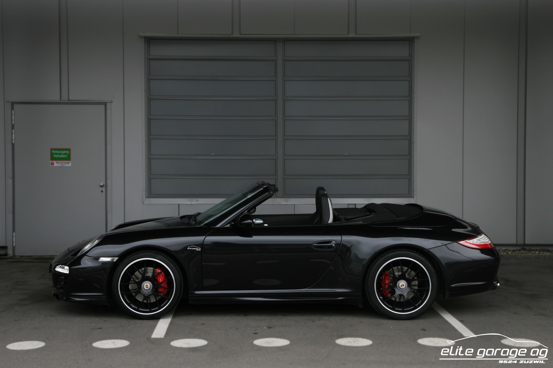 PORSCHE 911 Cabrio Carrera 4 GTS PDK-image-1