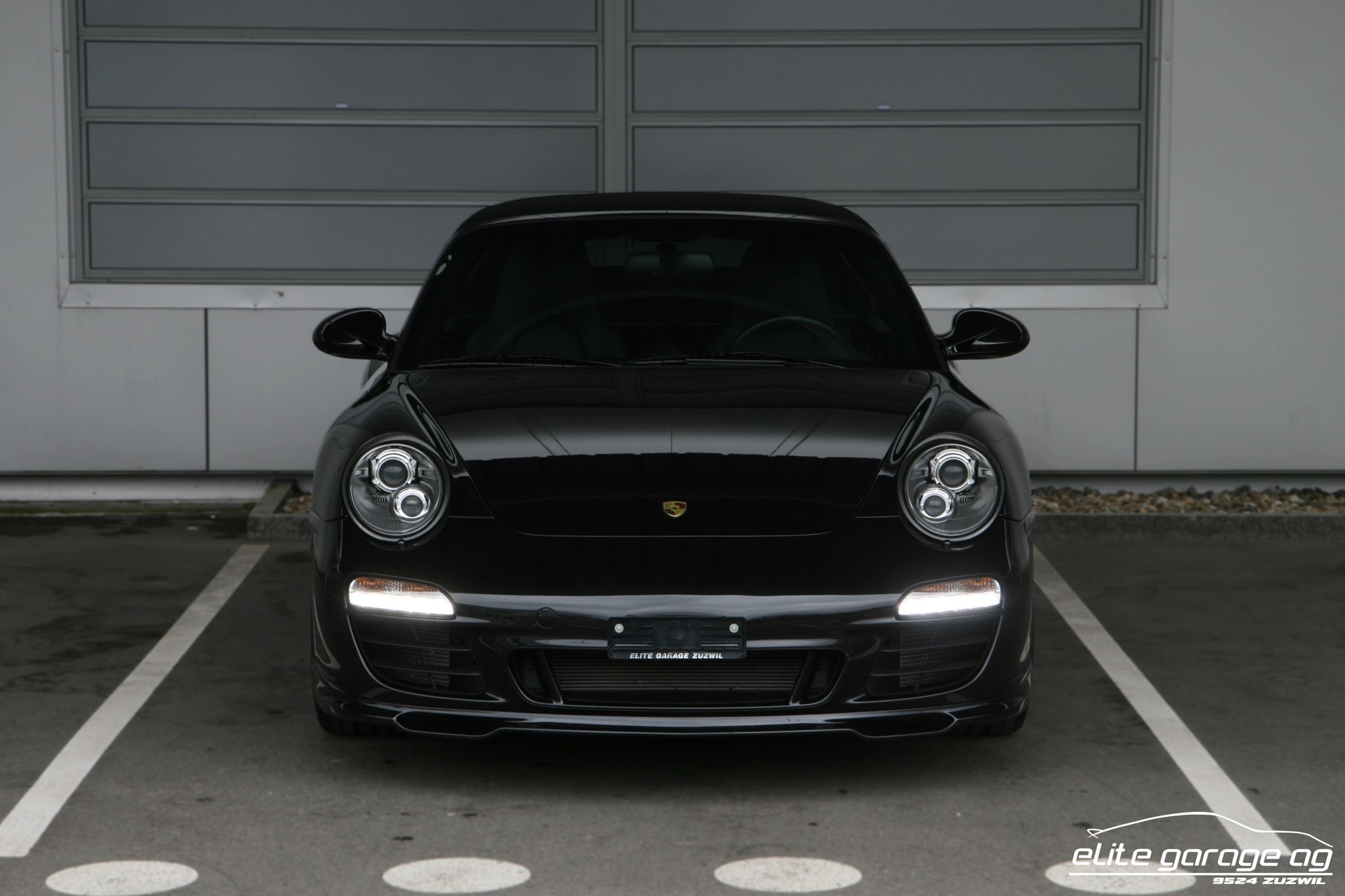 PORSCHE 911 Cabrio Carrera 4 GTS PDK-image-7