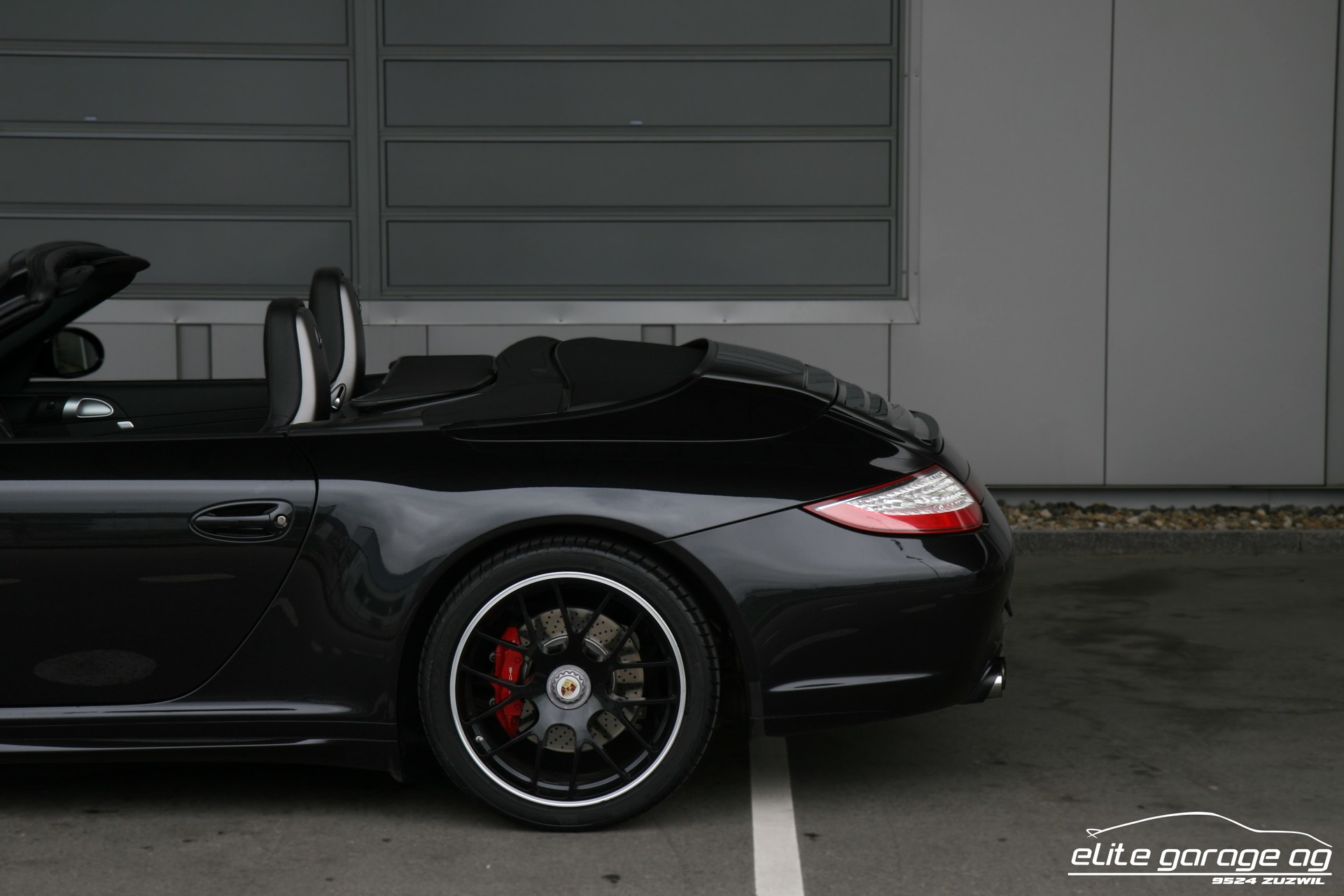 PORSCHE 911 Cabrio Carrera 4 GTS PDK-image-10