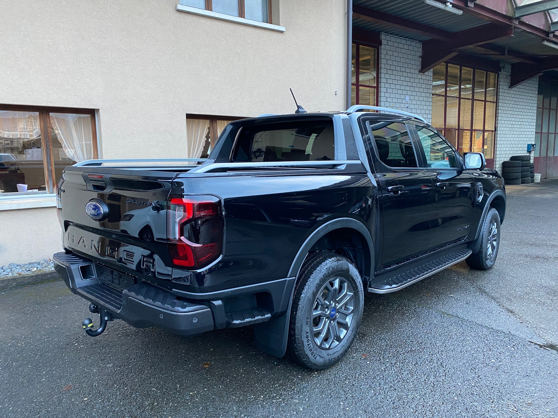 FORD Ranger Wildtrak 2.0 Eco Blue e-4WD Automat-image-10