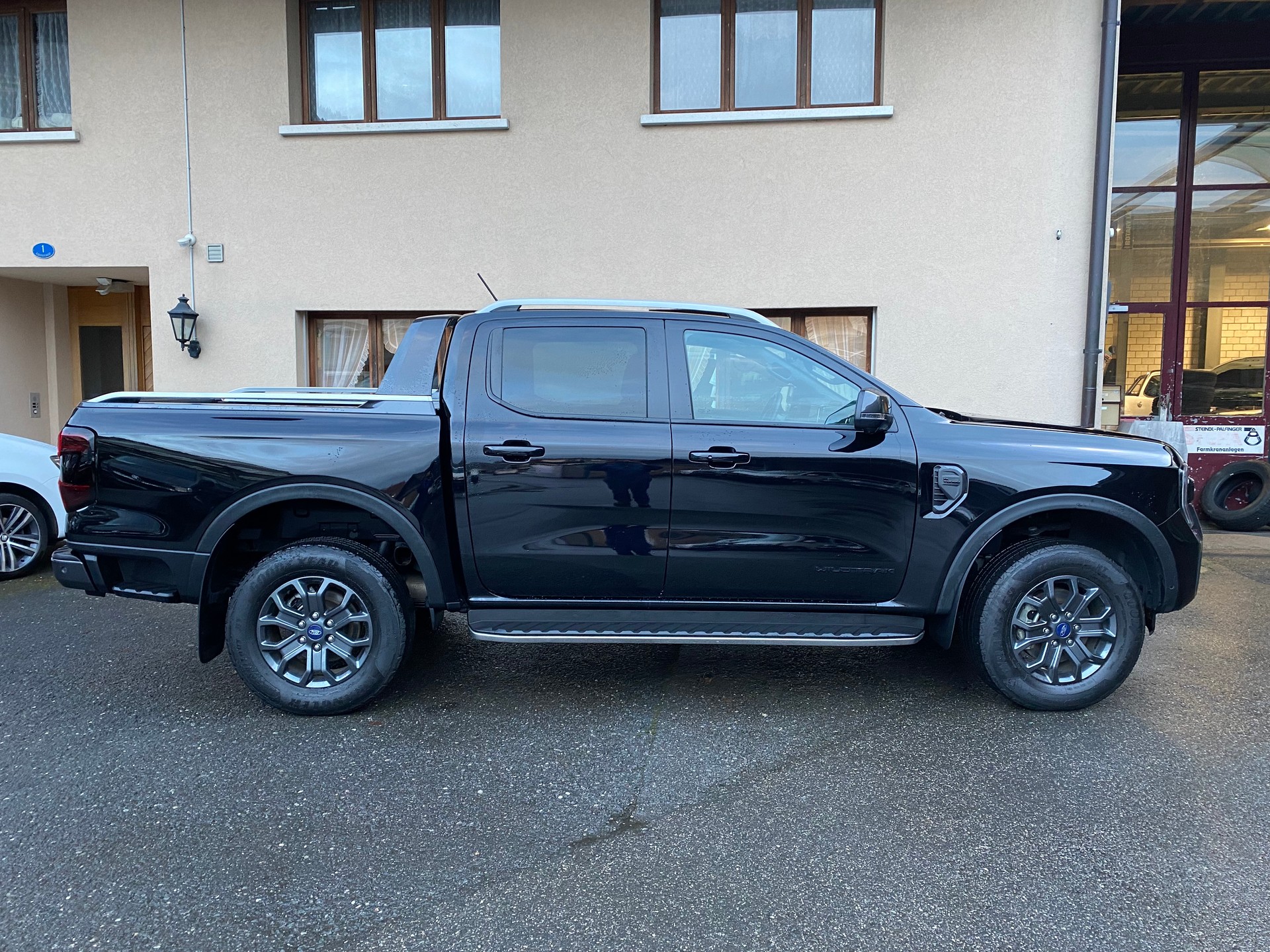 FORD Ranger Wildtrak 2.0 Eco Blue e-4WD Automat-image-9