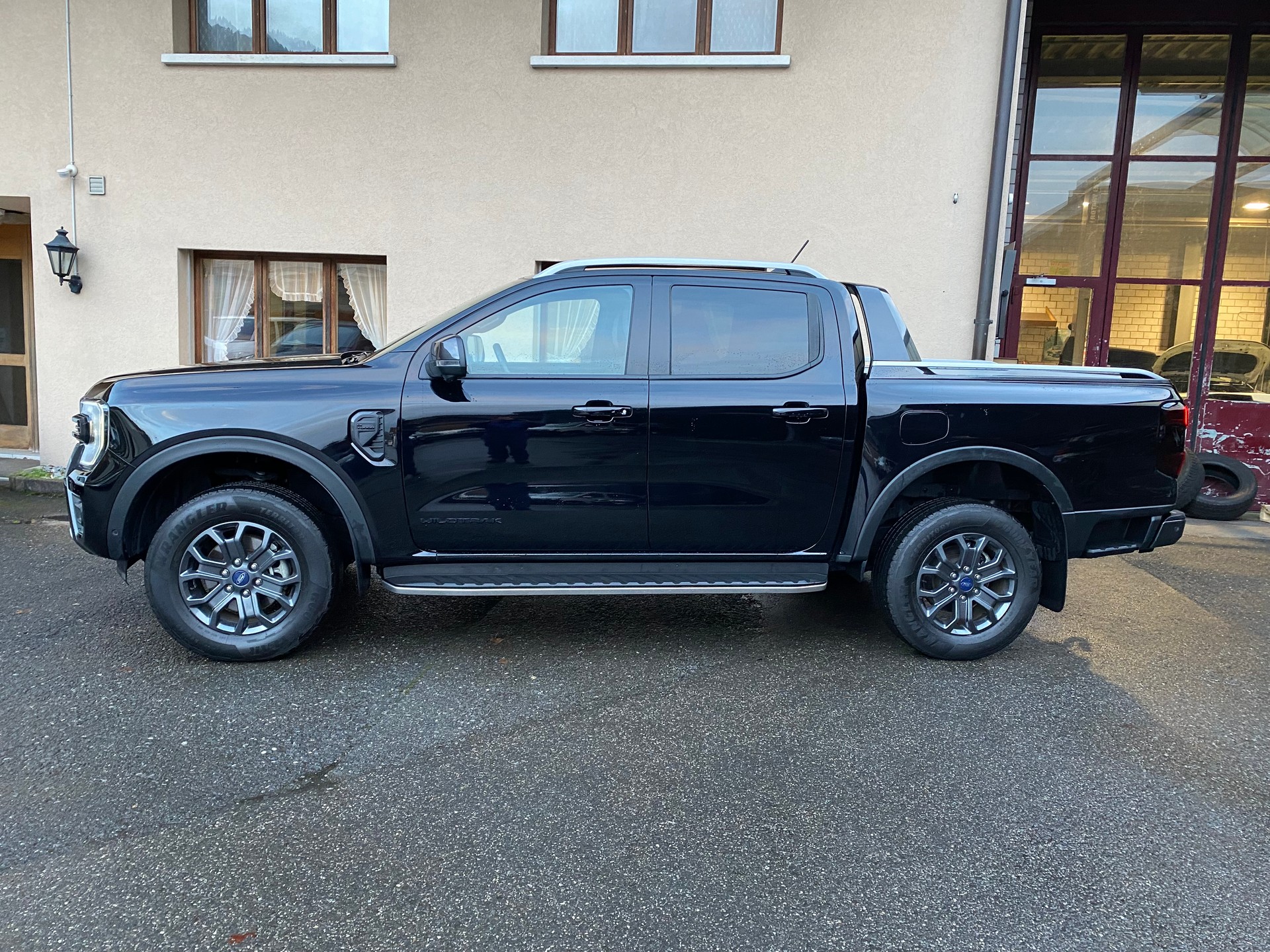 FORD Ranger Wildtrak 2.0 Eco Blue e-4WD Automat-image-13