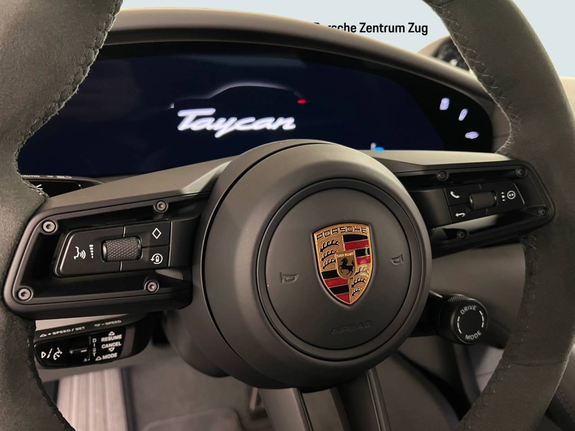 PORSCHE Taycan GTS Sport Turismo-image-16