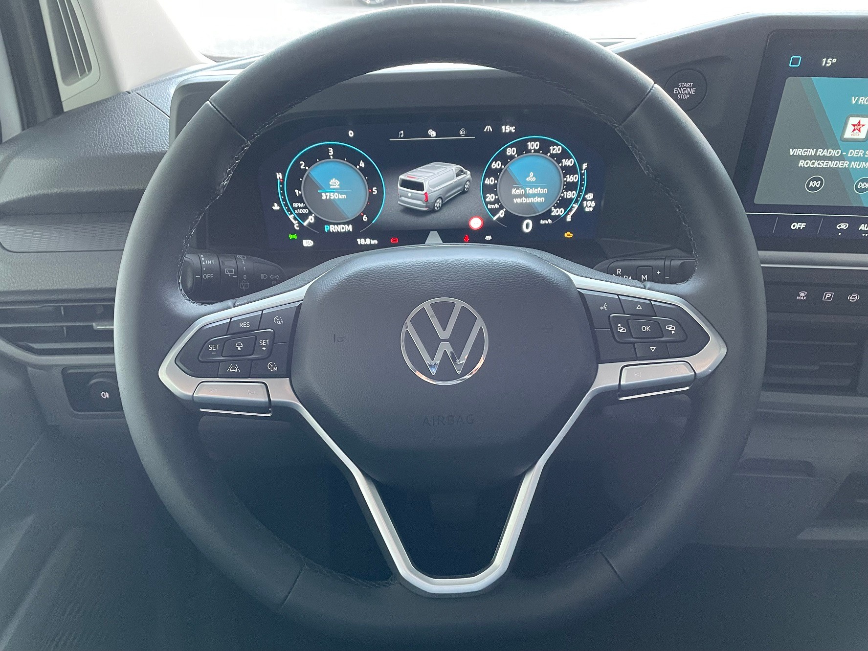 VW Transporter 2.0 TDI Automat-image-11
