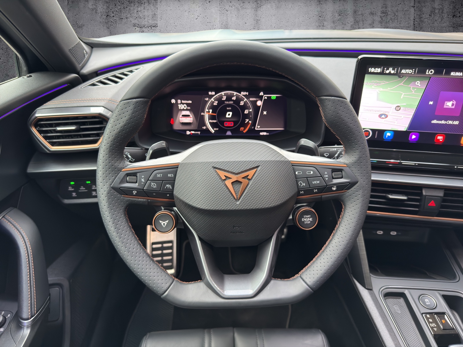 CUPRA Formentor 2.5TSI VZ5 4Drive DSG Magnetic Grey Matt *CH-Fahrzeug*-image-7