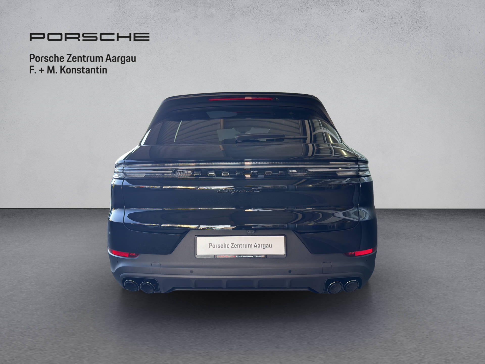 PORSCHE Cayenne S E-Hybrid-image-4